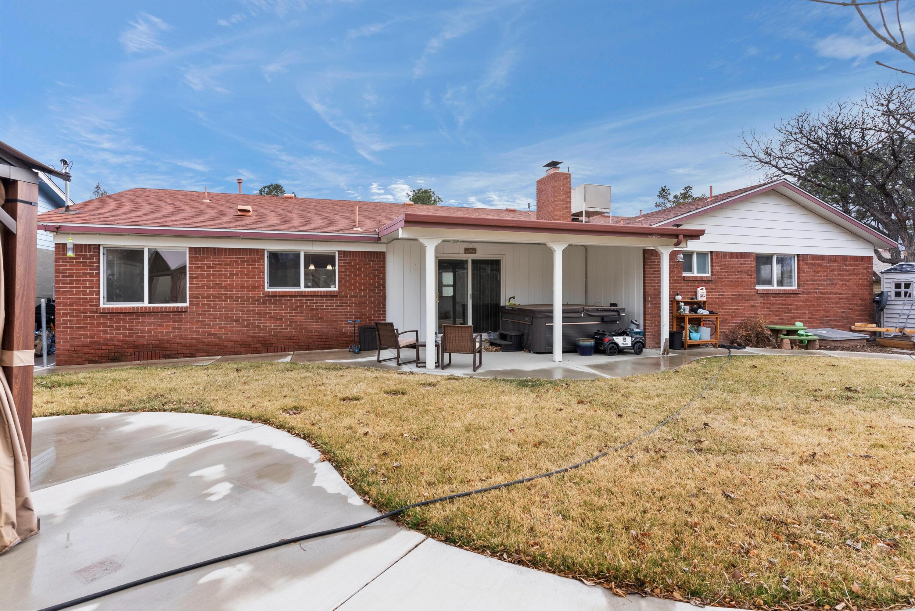 12207 E Sierra Grande Avenue NE