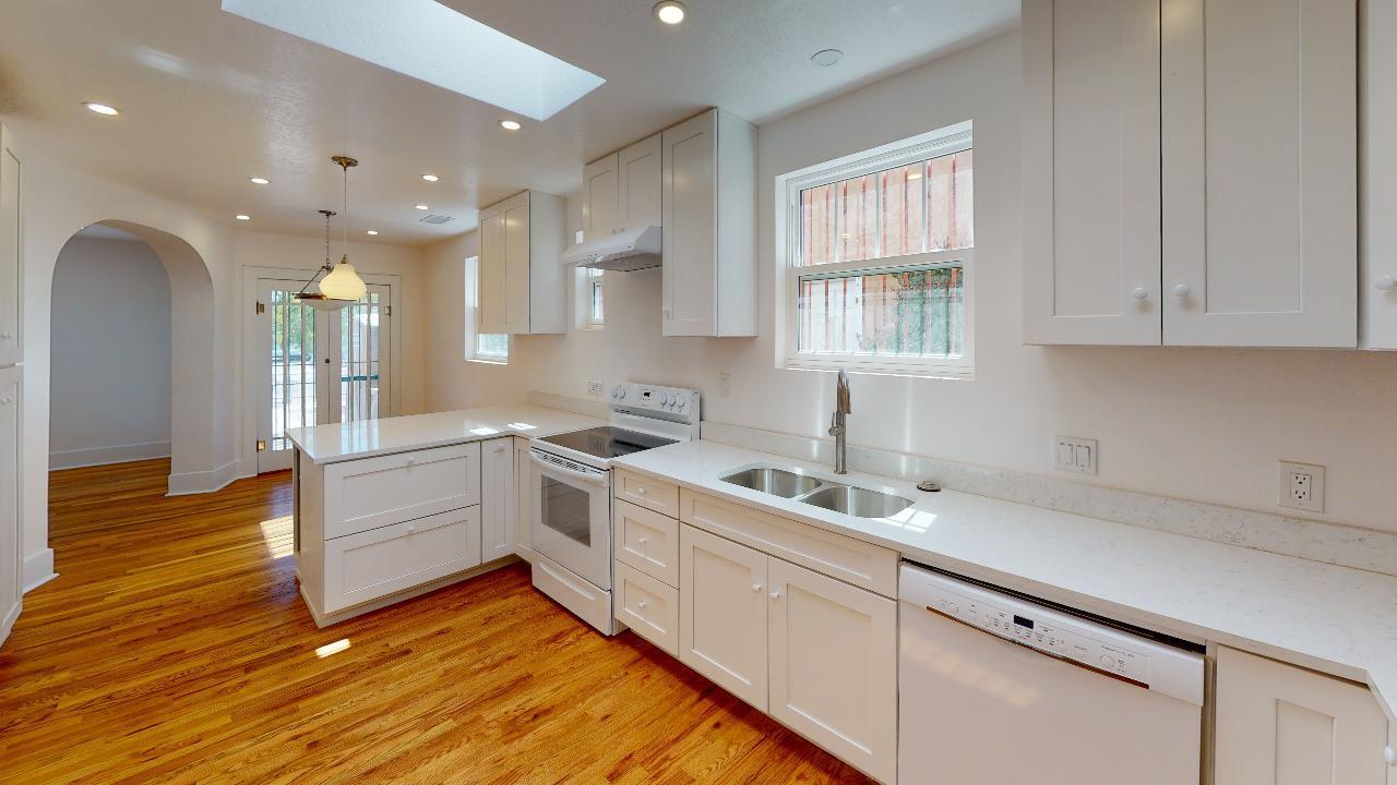 1015 12th Street NW
