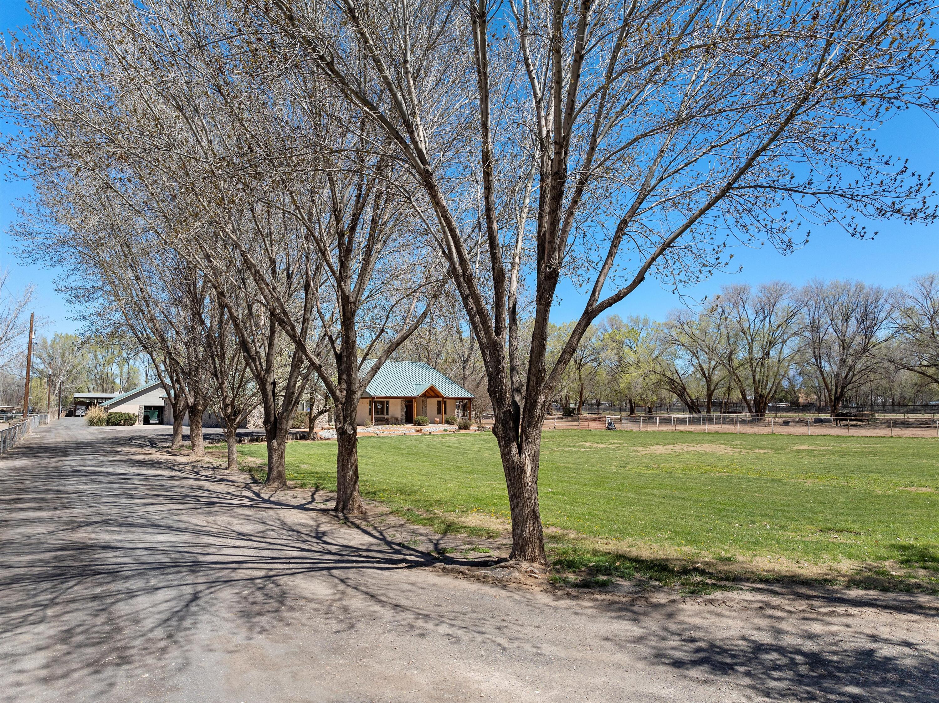 347 Lagunitas Lane SW