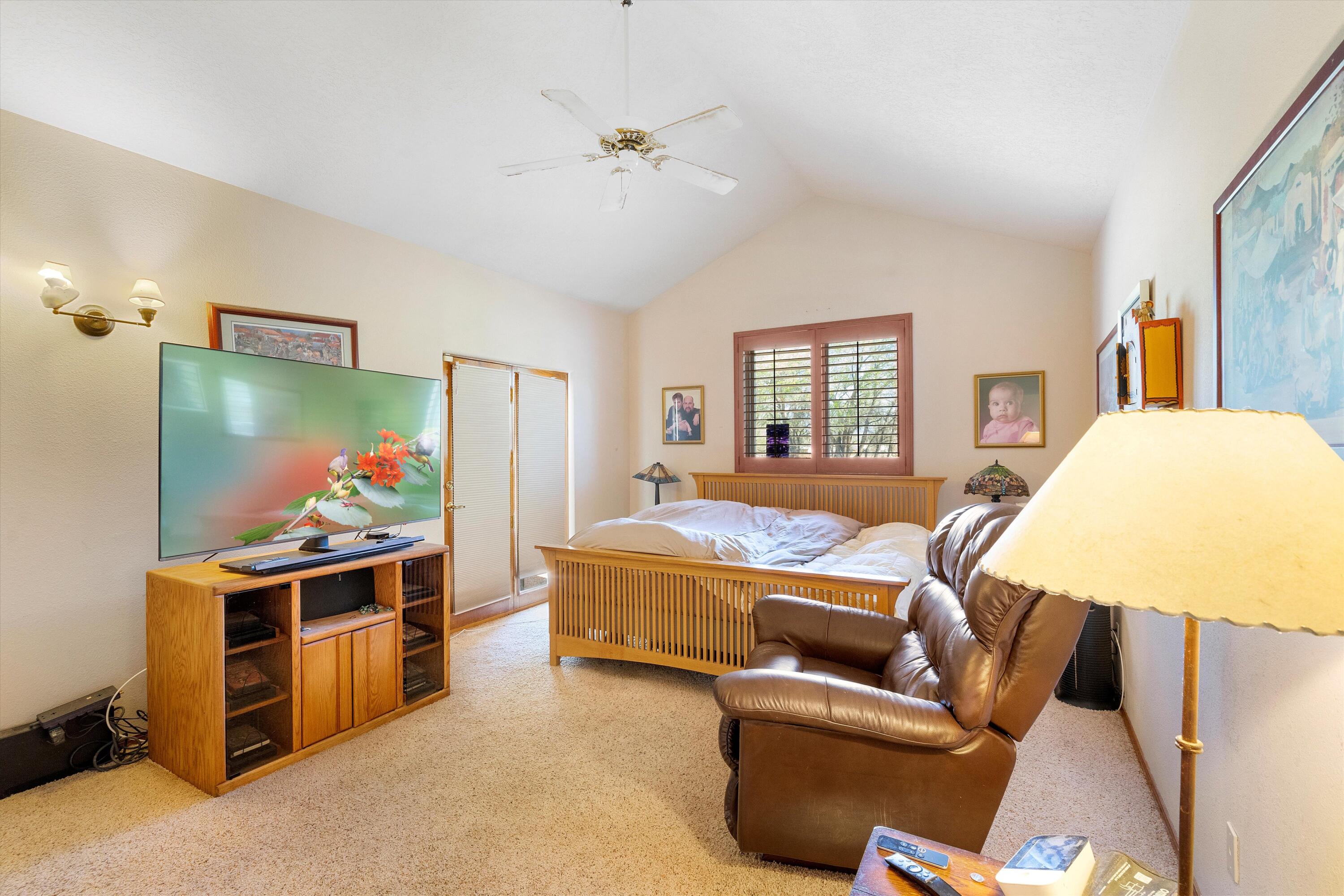 347 Lagunitas Lane SW