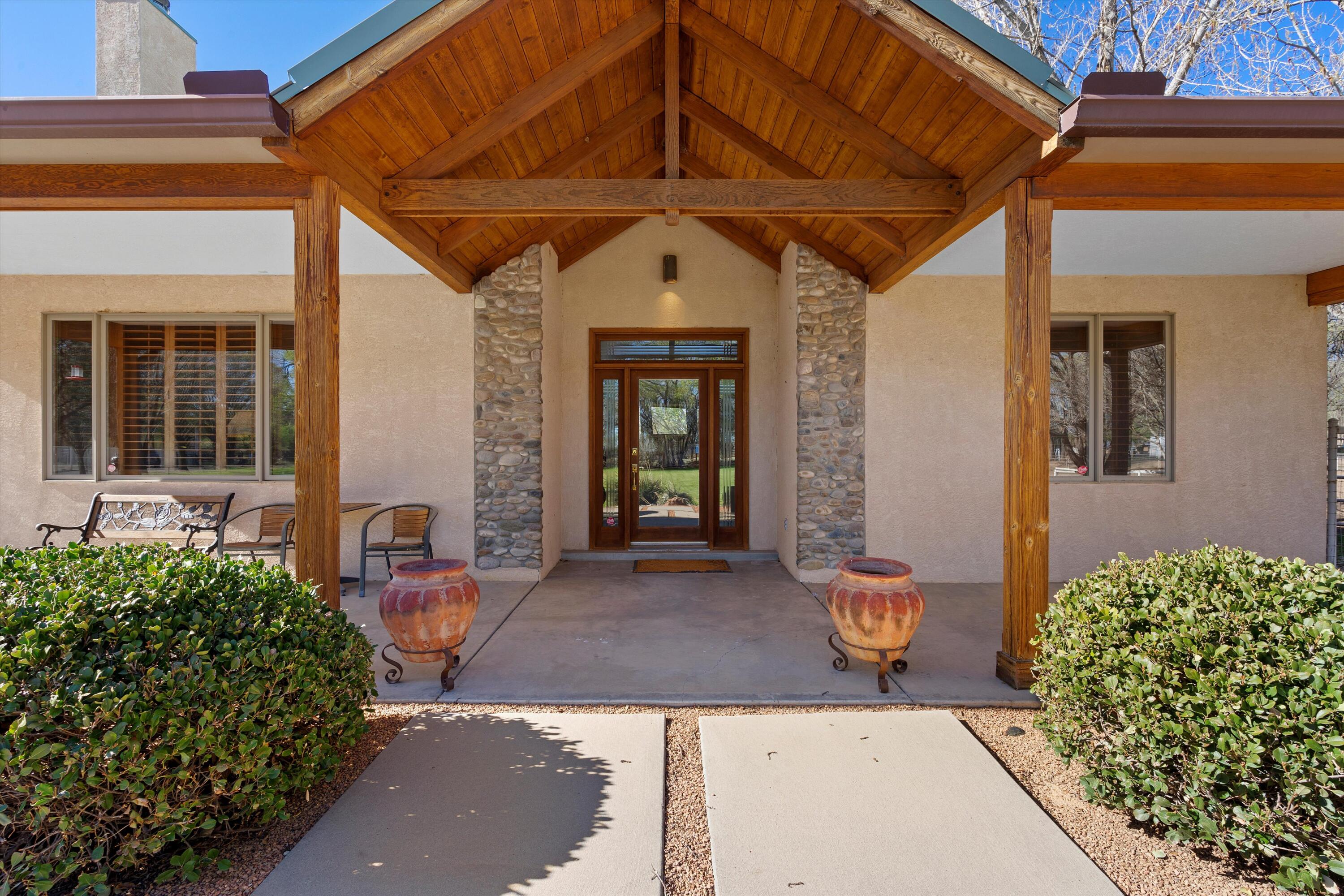 347 Lagunitas Lane SW