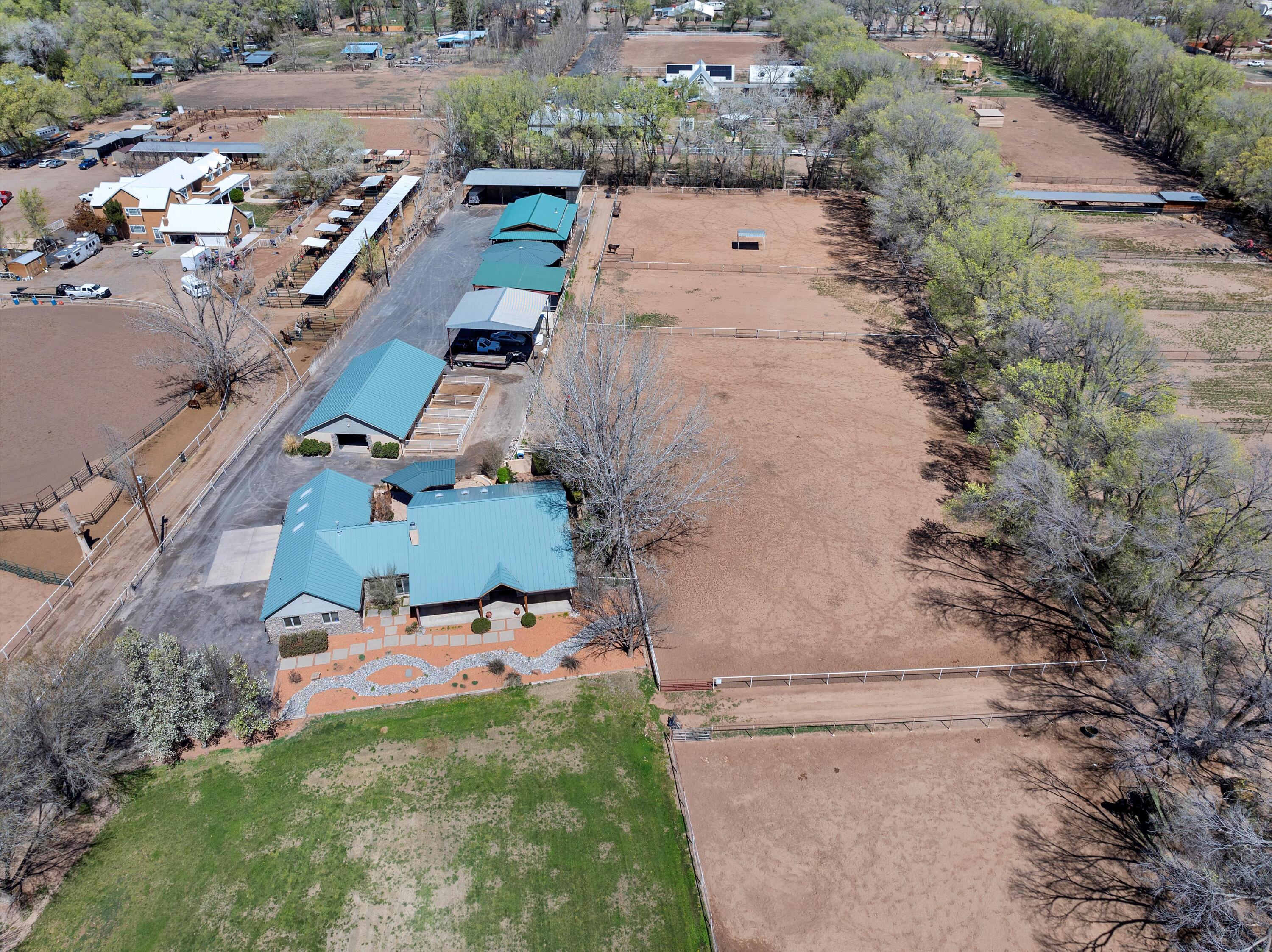 347 Lagunitas Lane SW
