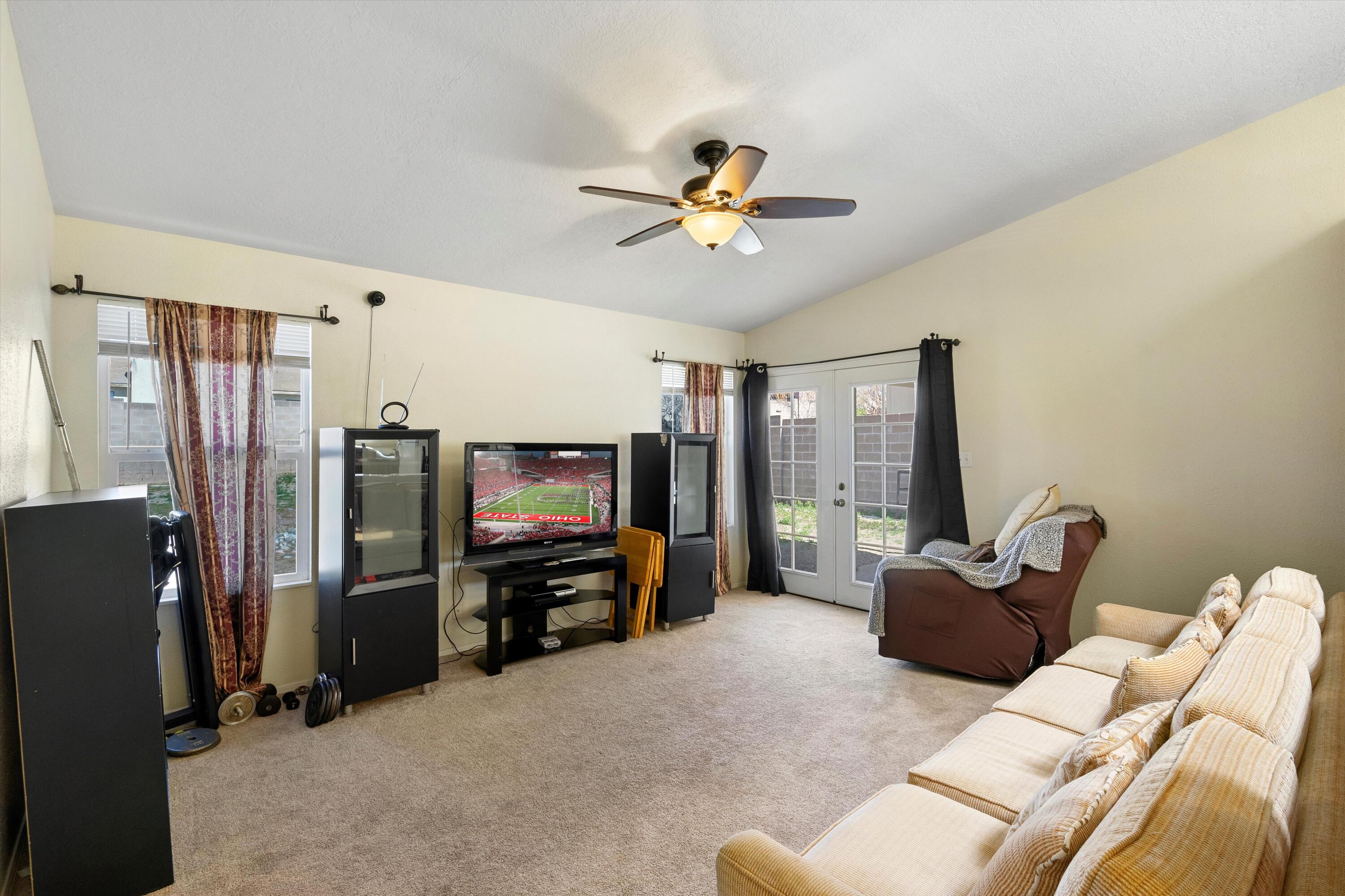 1961 Roanoke Drive NE