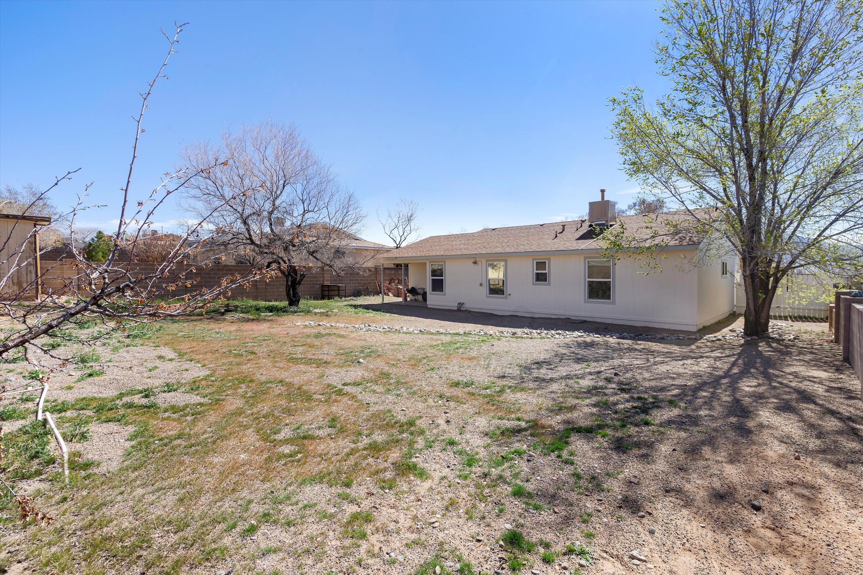 1961 Roanoke Drive NE
