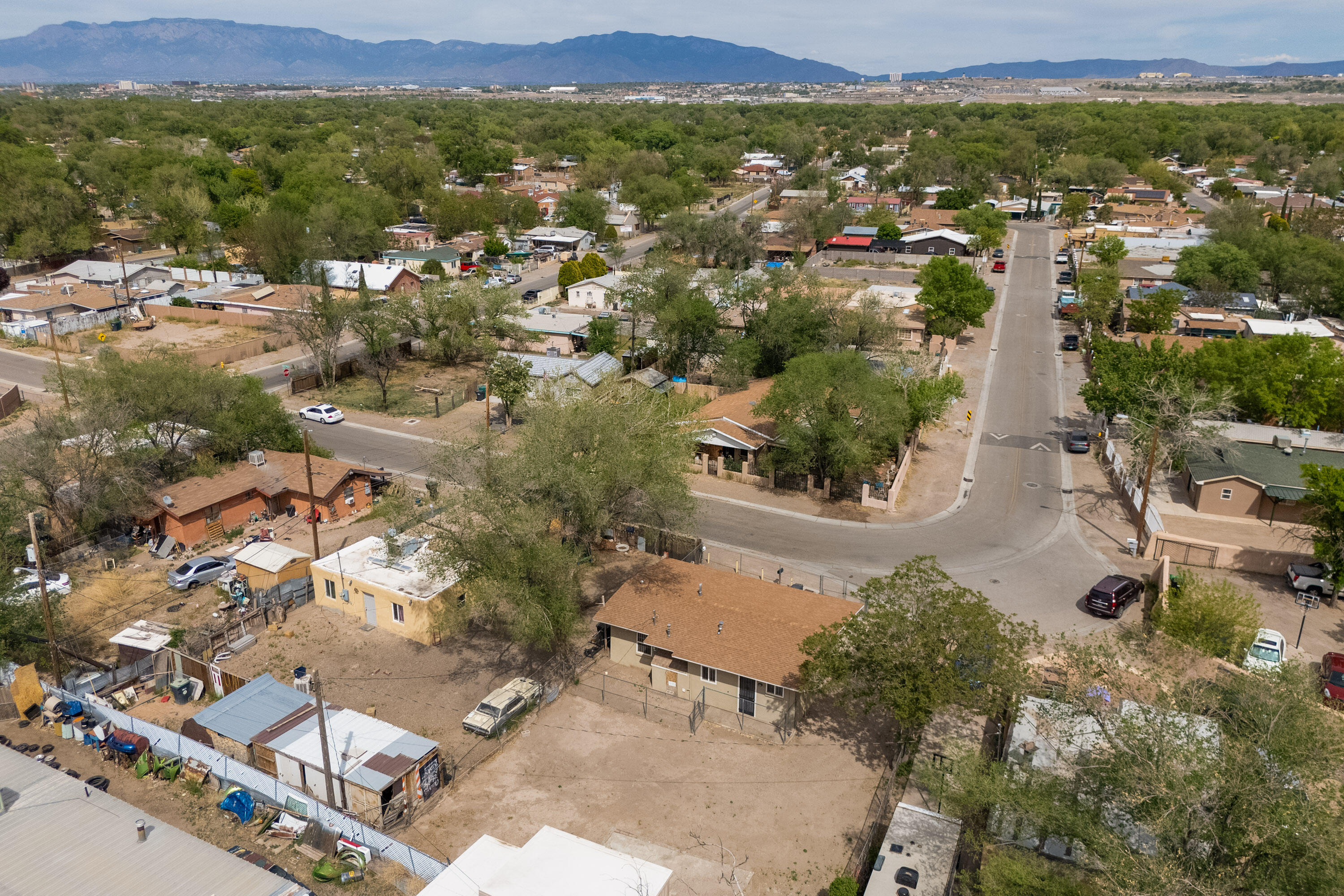 1924 S De Baca Circle SW