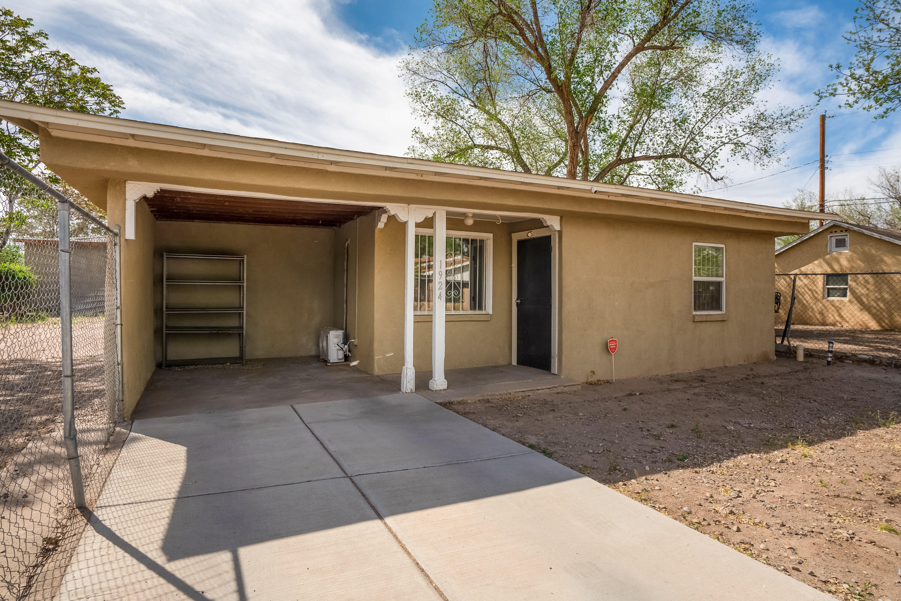 1924 S De Baca Circle SW