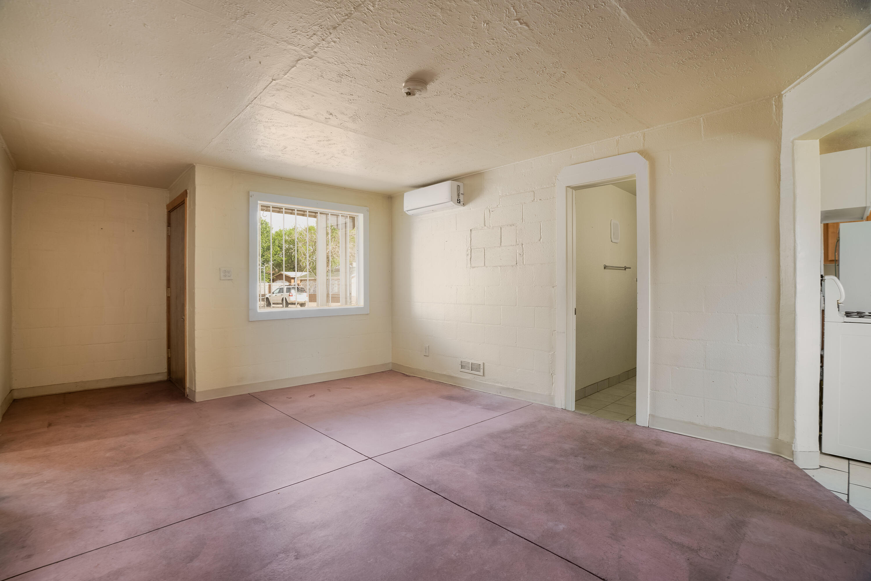1924 S De Baca Circle SW