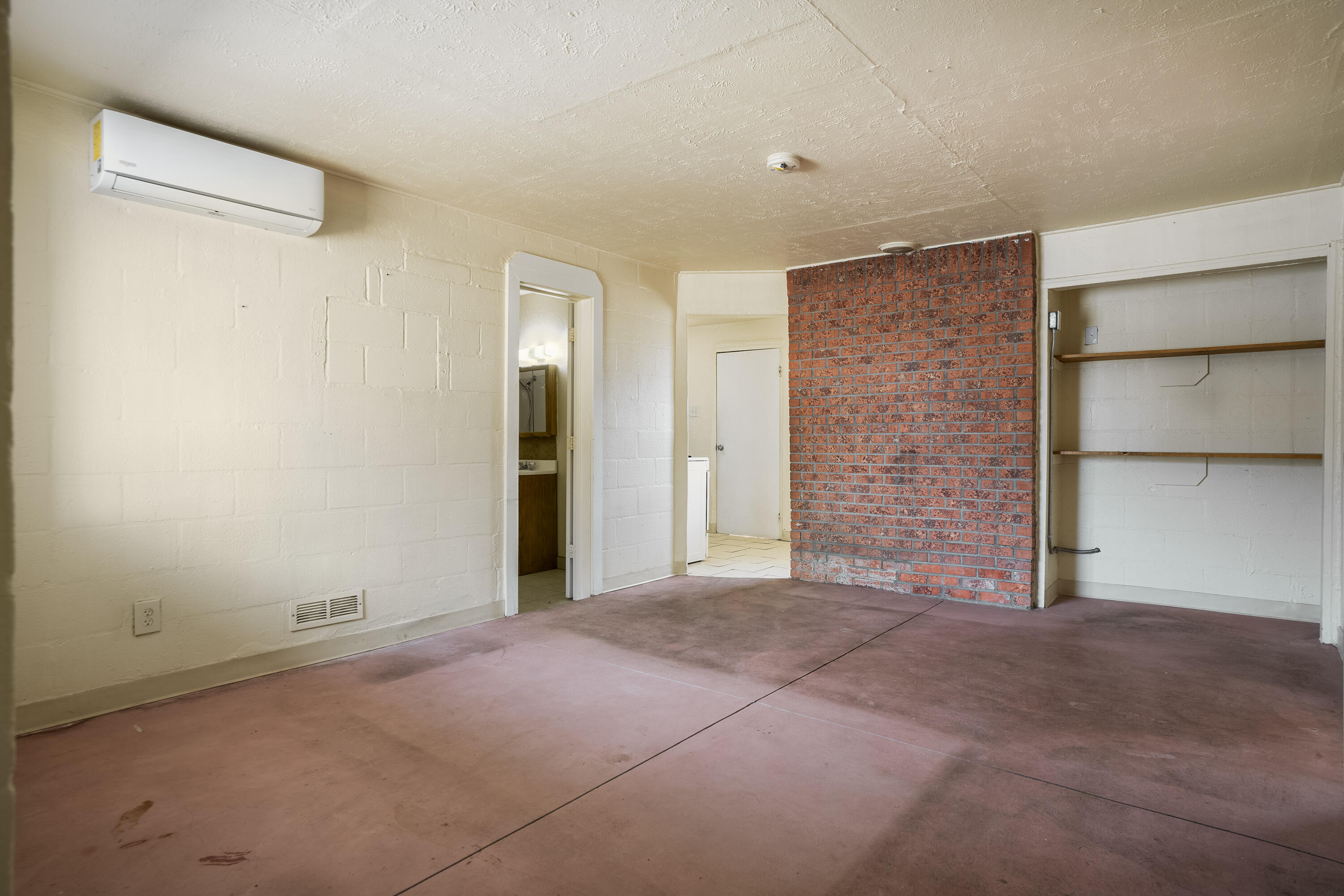 1924 S De Baca Circle SW