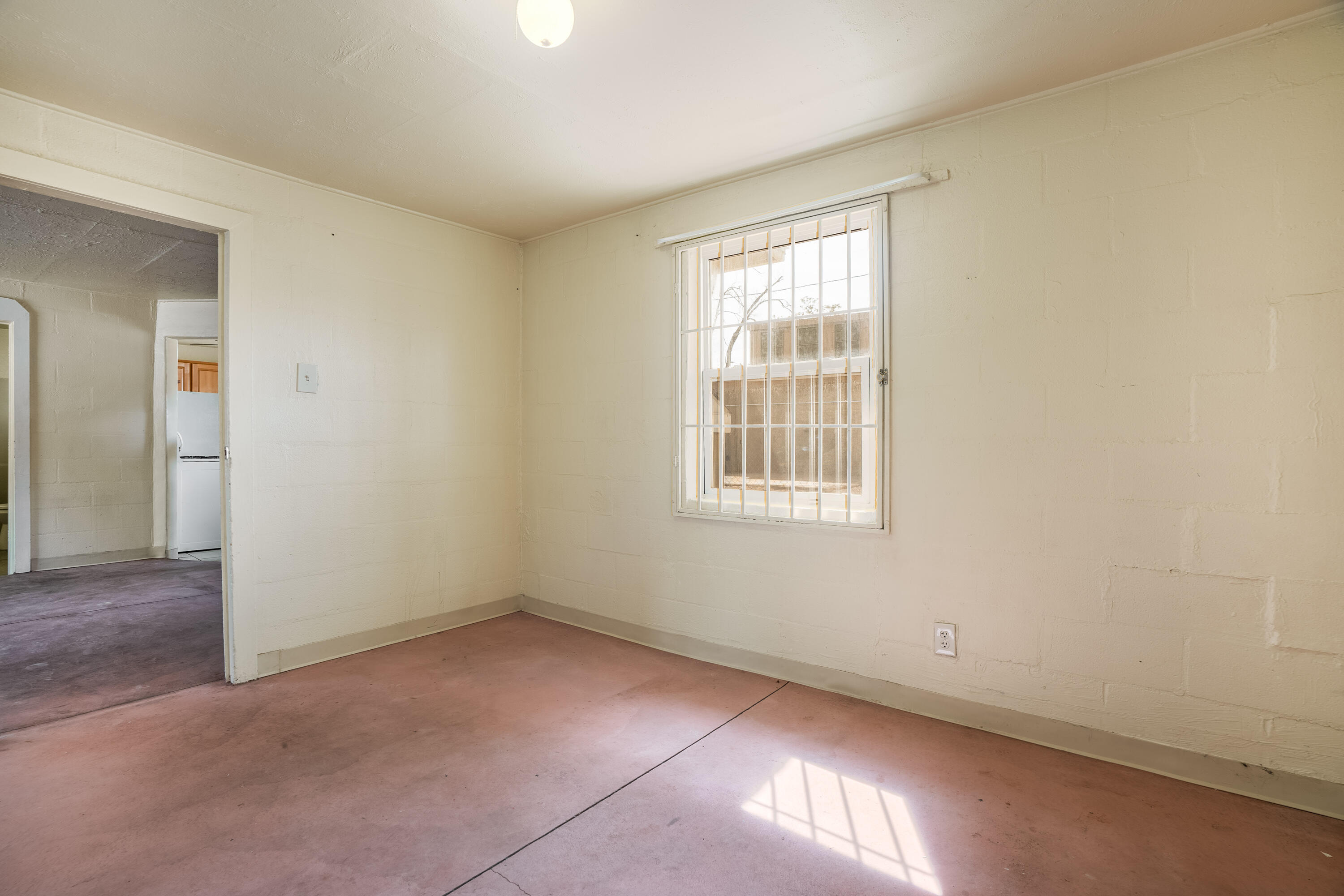1924 S De Baca Circle SW
