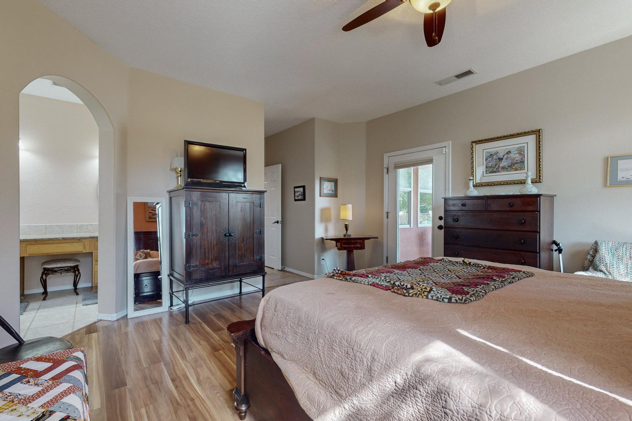 4120 Rancho Gusto NW