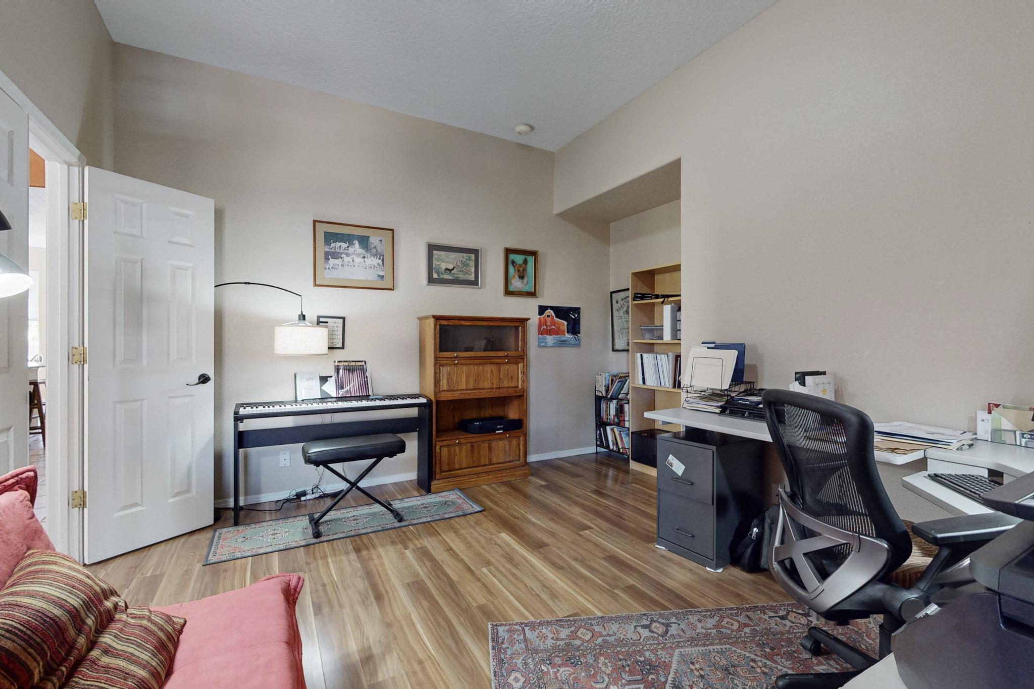 4120 Rancho Gusto NW