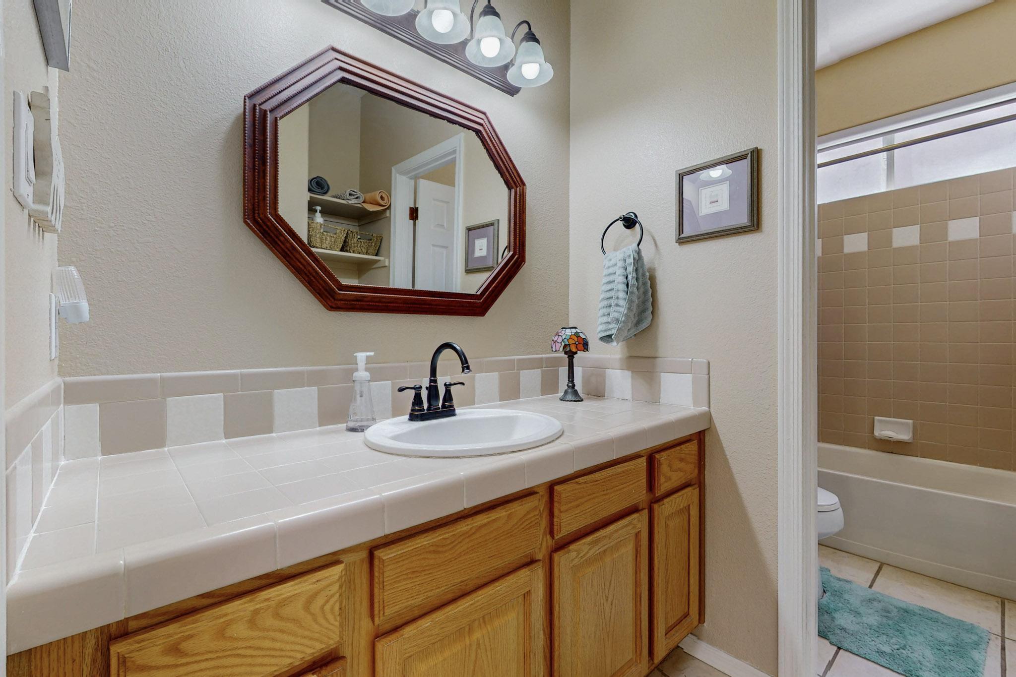 4120 Rancho Gusto NW