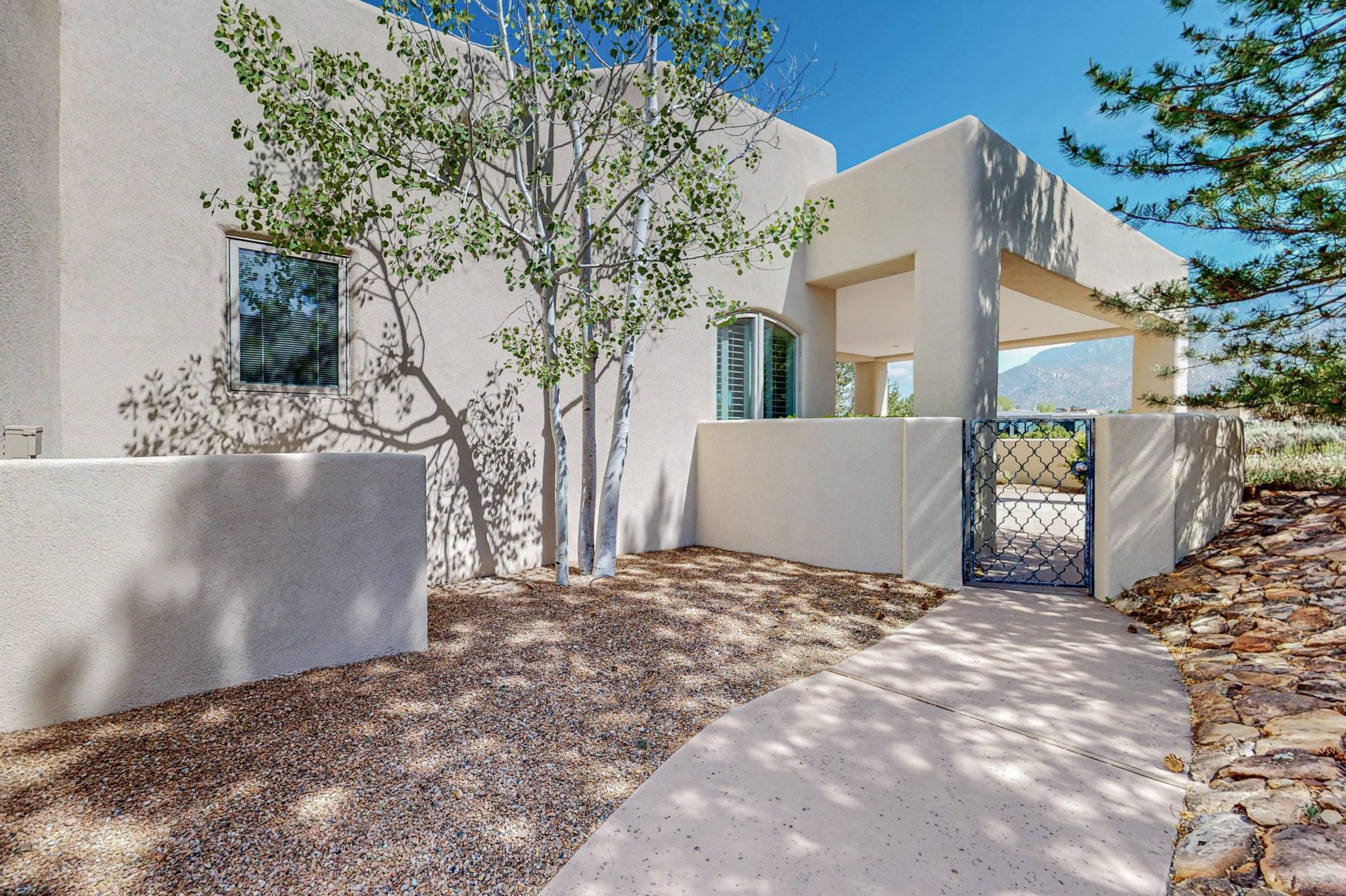 13405 Pino Canyon Place NE