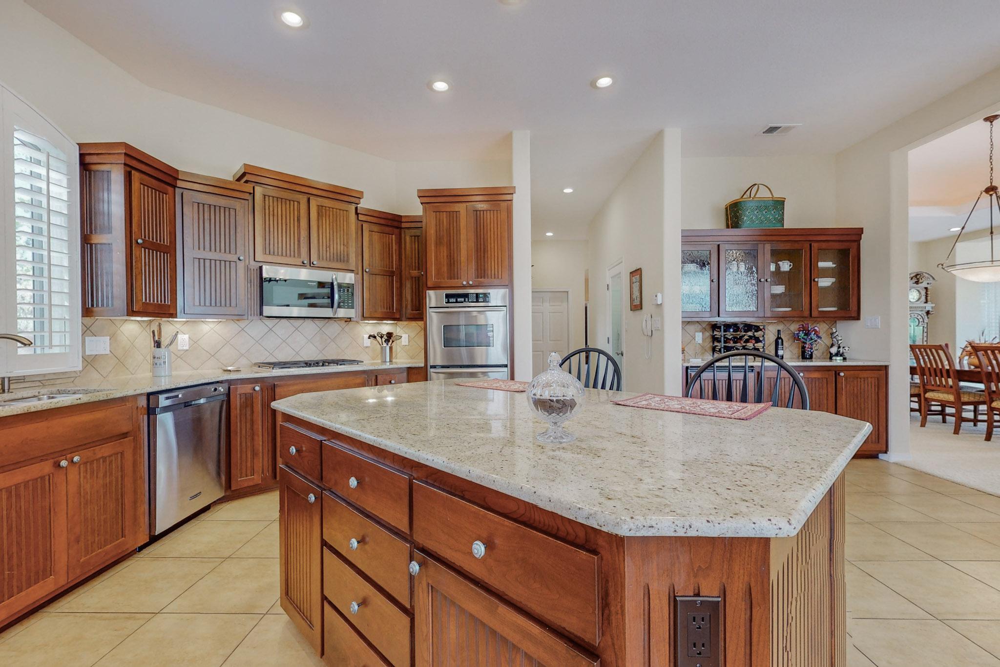 13405 Pino Canyon Place NE