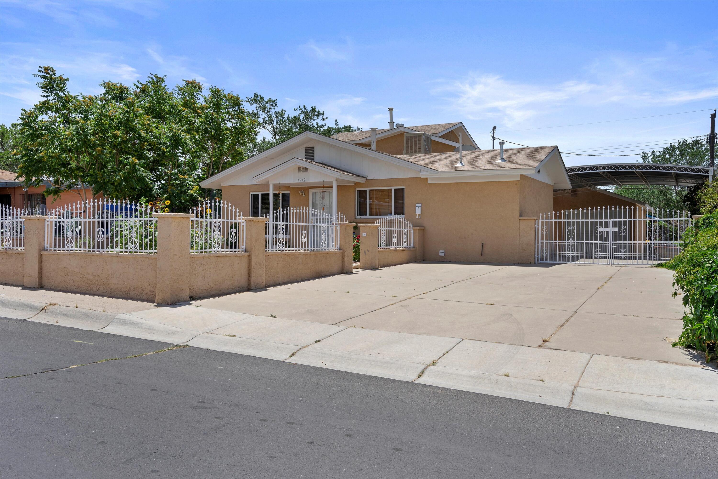 1512 Spence Avenue SE