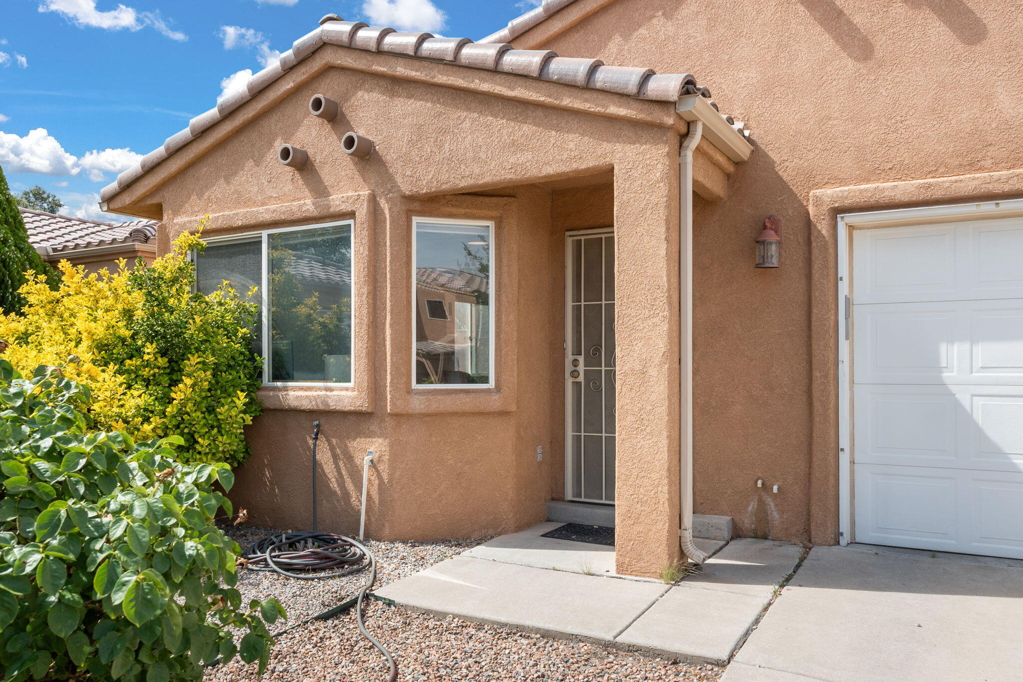 7200 Villa Clavel NE