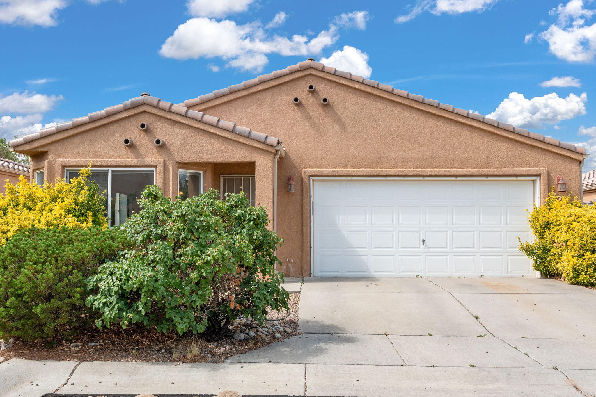 7200 Villa Clavel NE