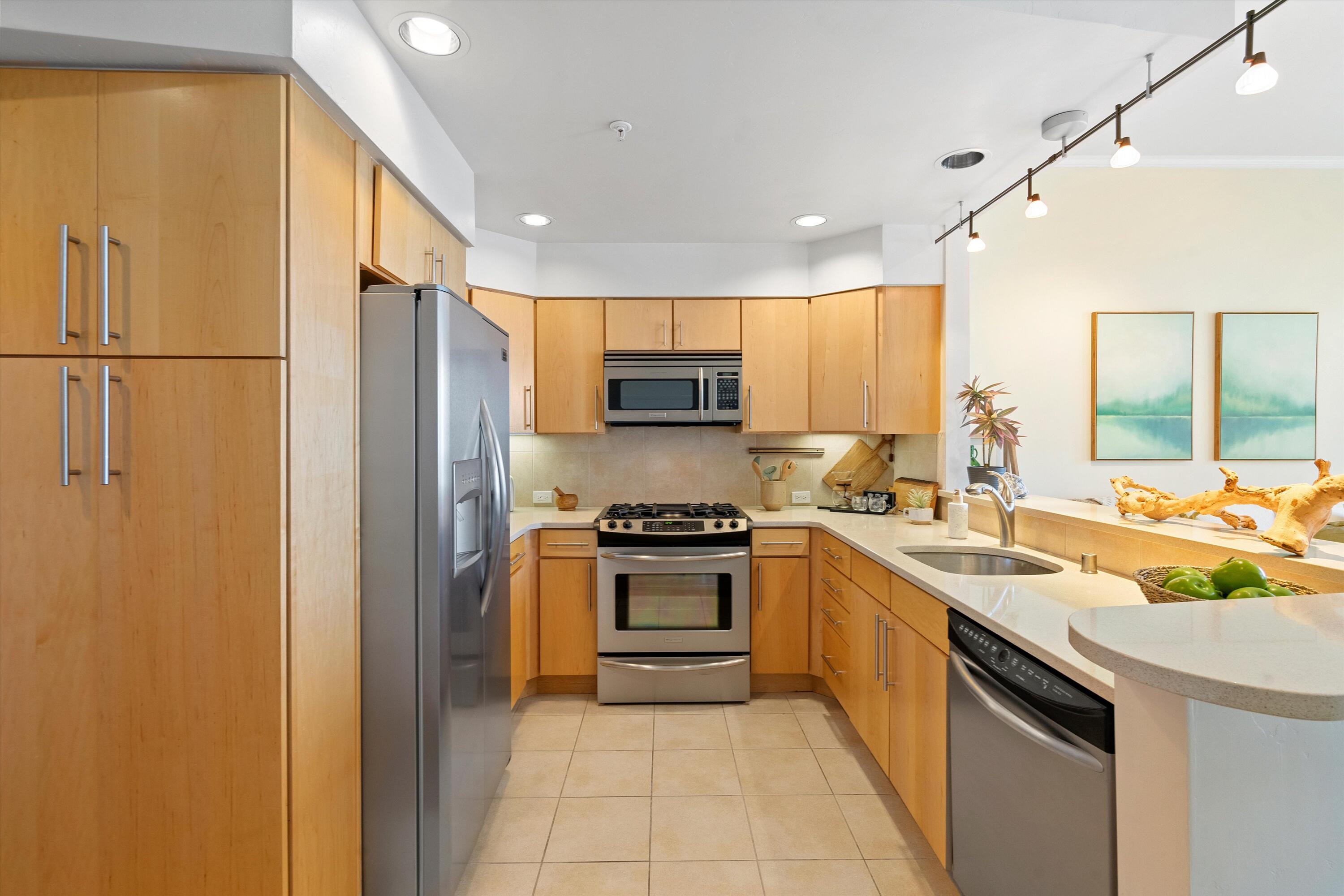 110 Richmond Drive SE 308