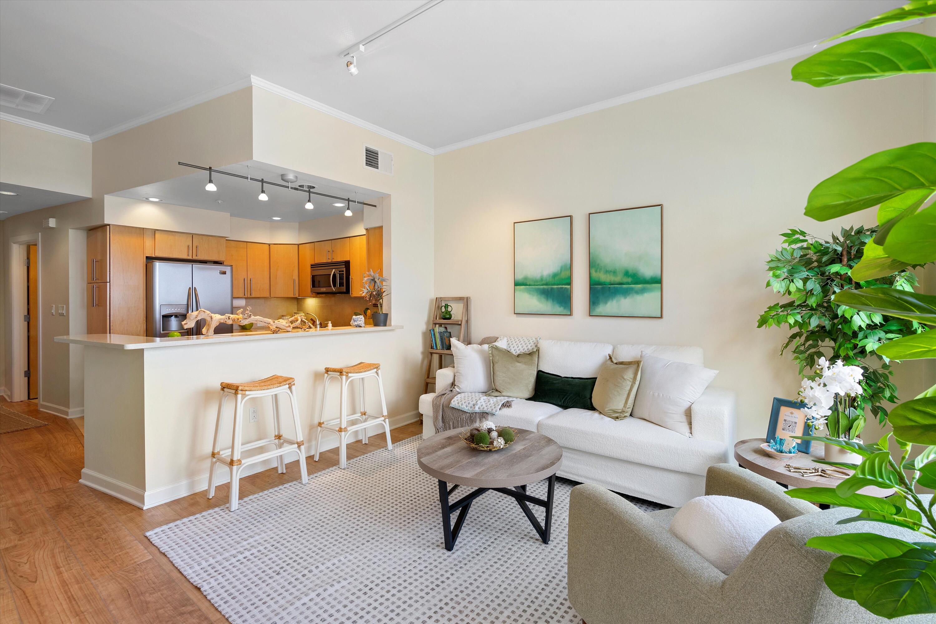 110 Richmond Drive SE 308