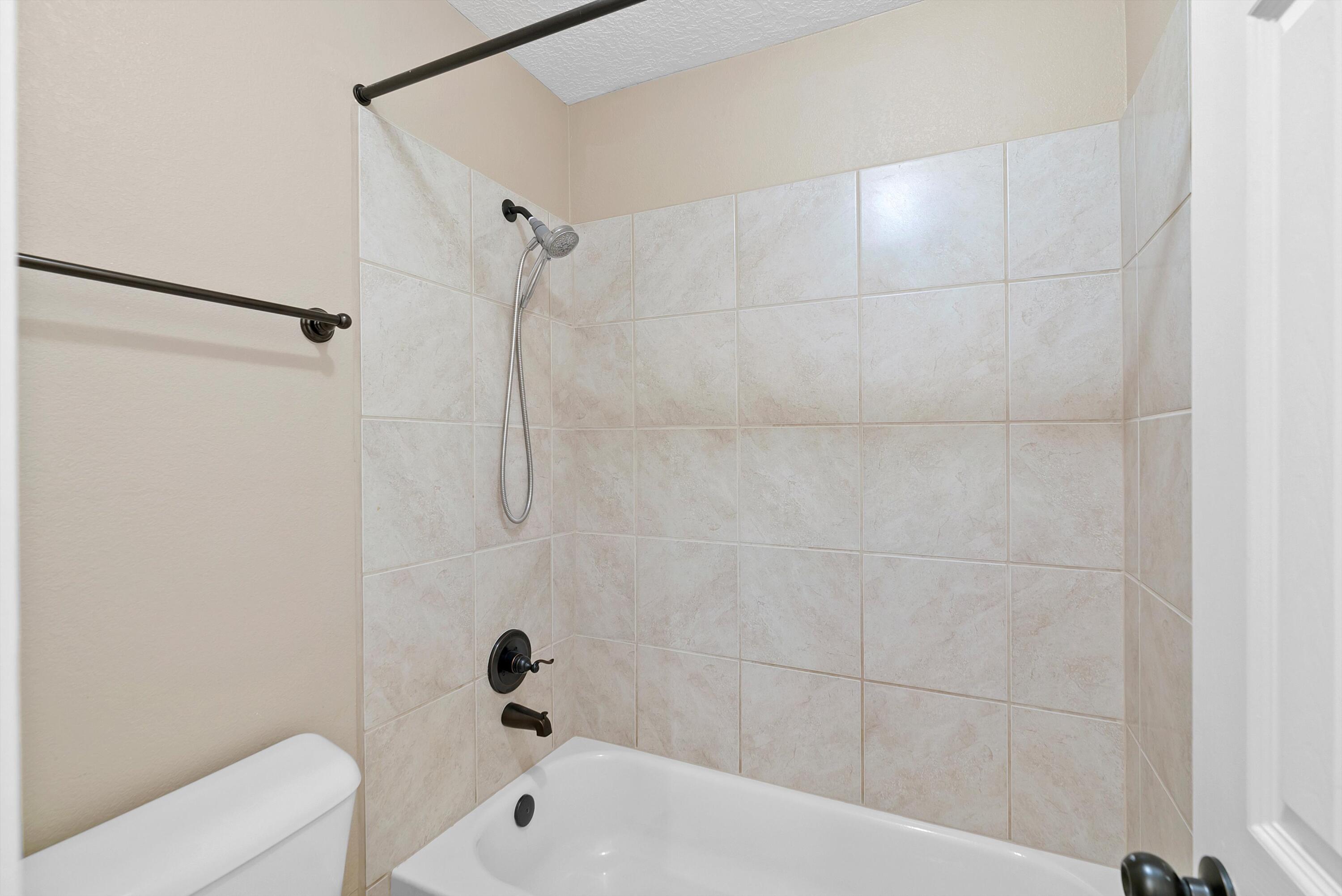 6279 Viramontes Road NW