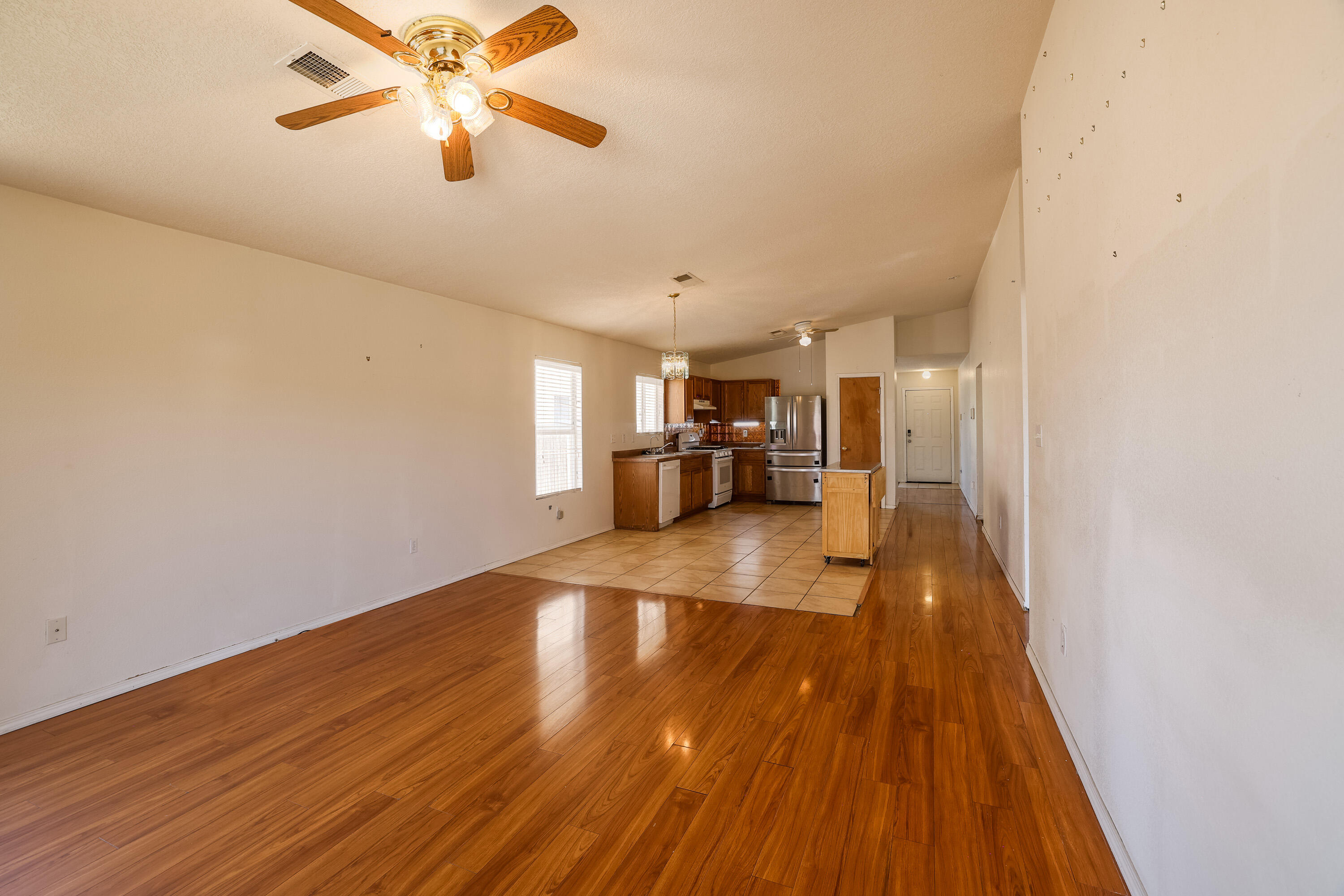 931 BLACKBIRD Drive SW