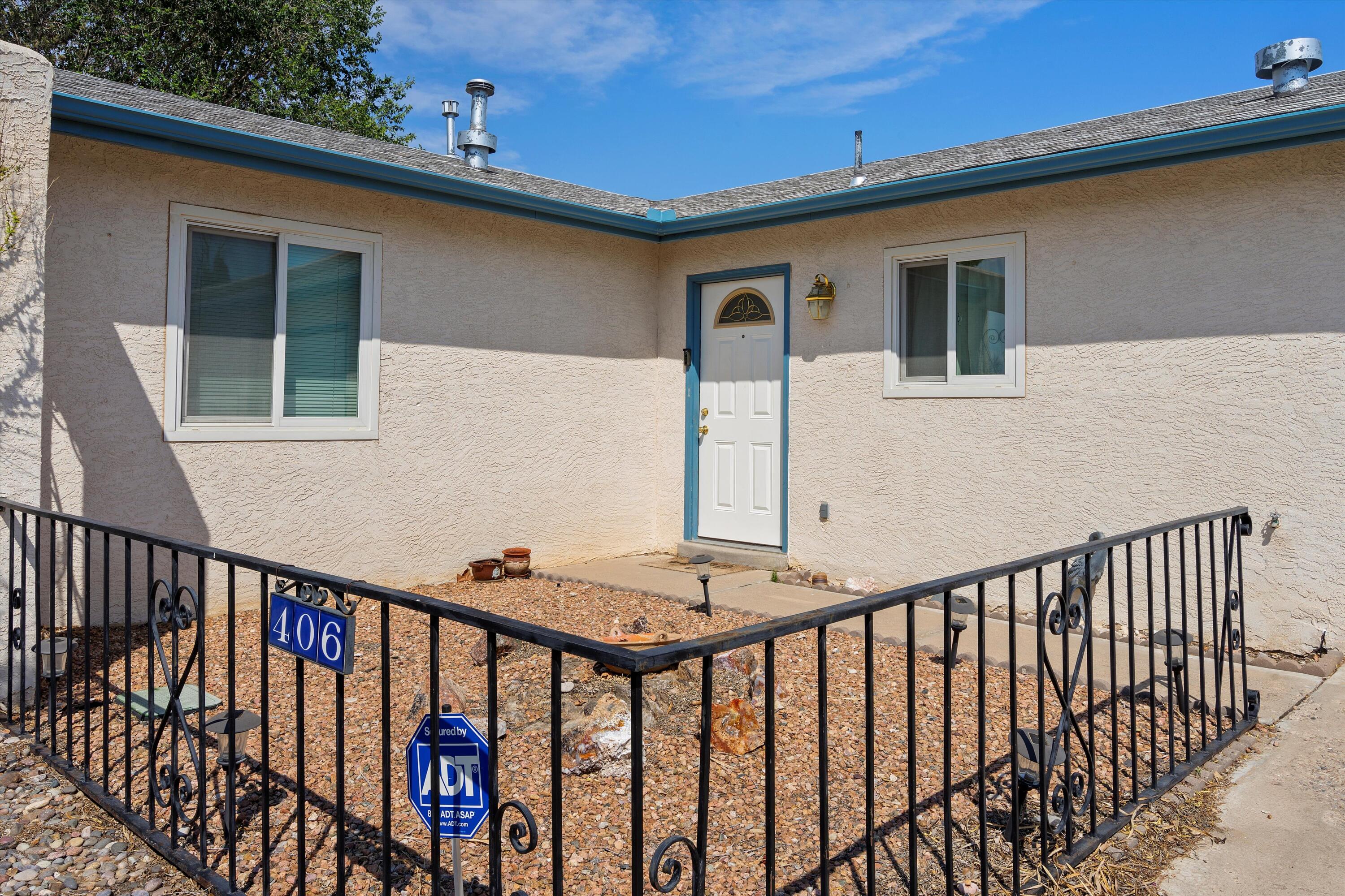 406 Las Marias Drive SE