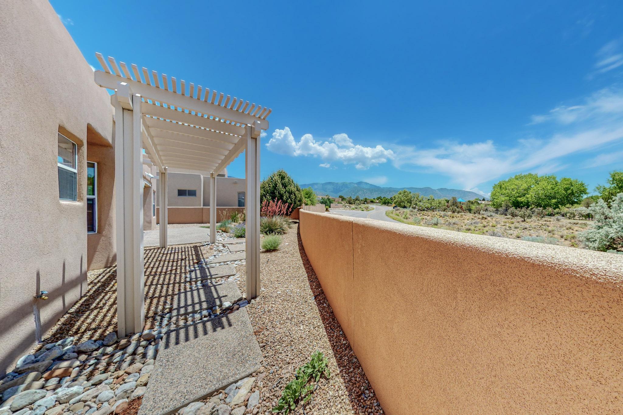 8203 Indigo Court NE