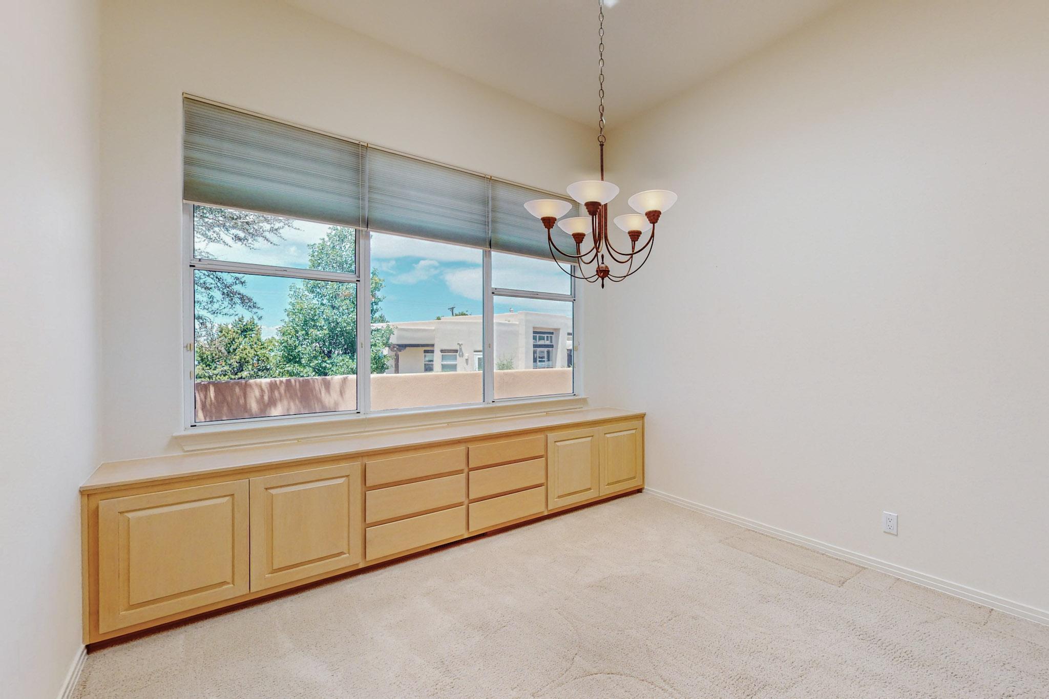 8203 Indigo Court NE