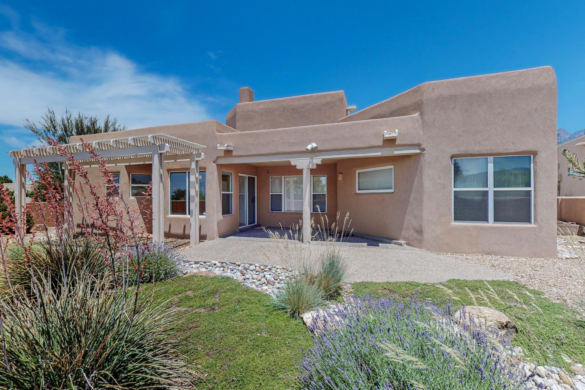 8203 Indigo Court NE