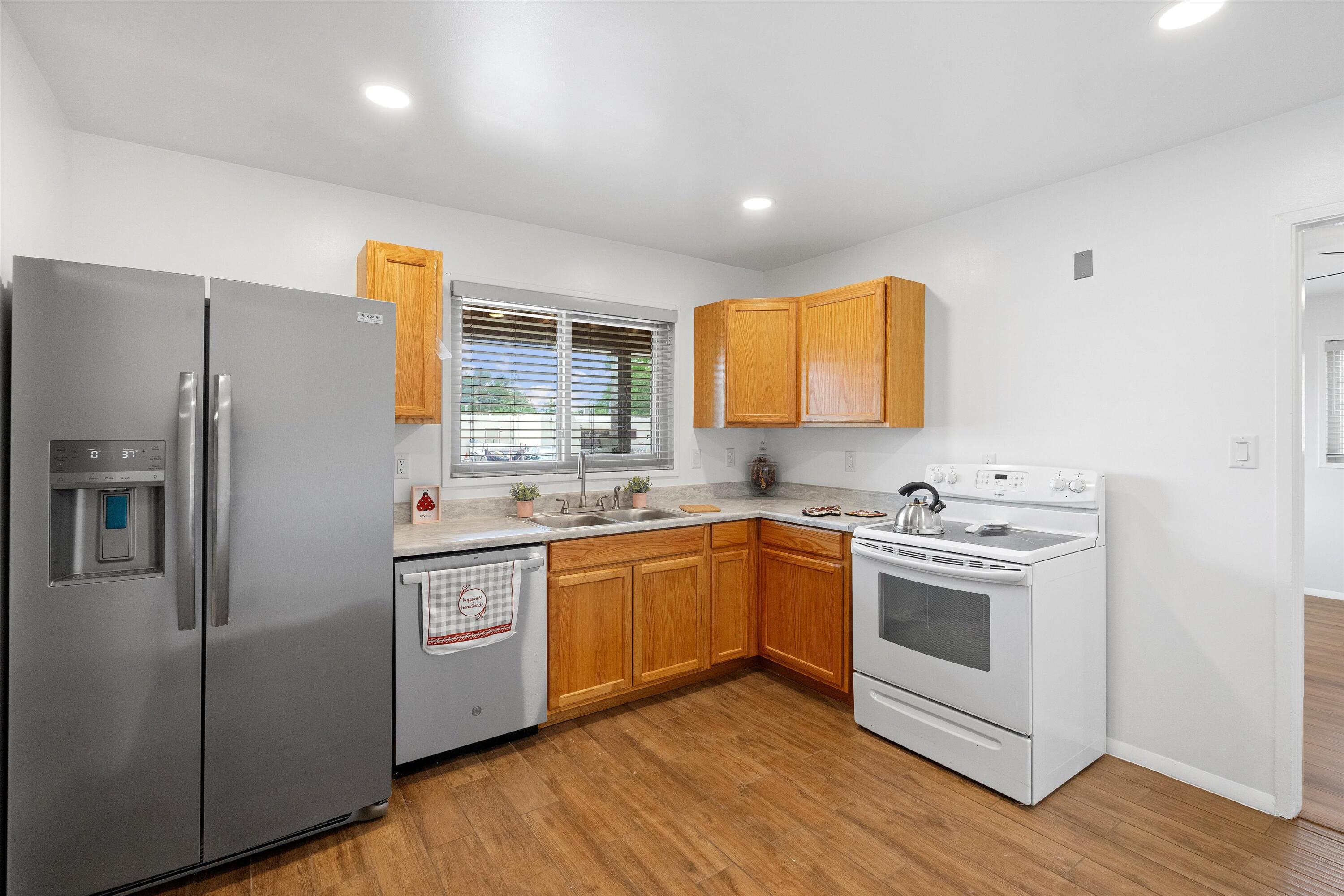 3124 La Veta Drive