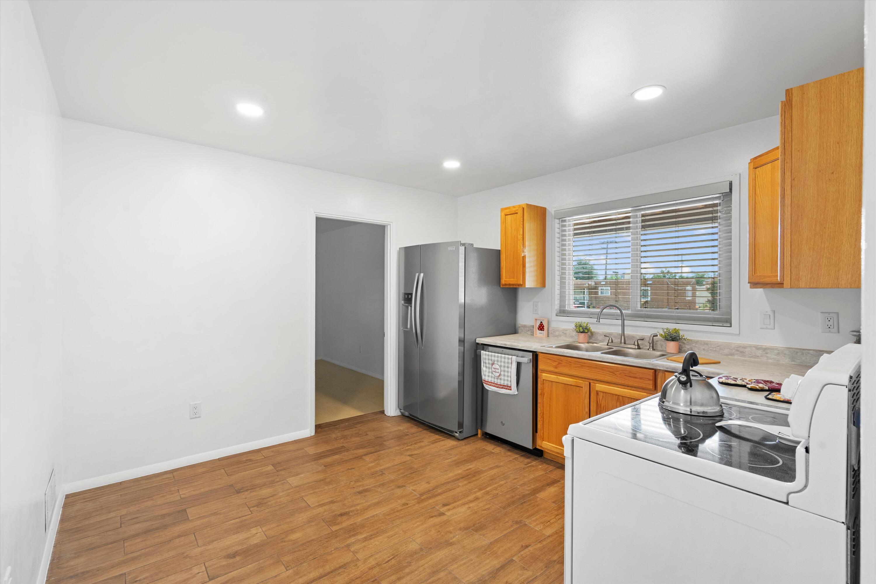 3124 La Veta Drive