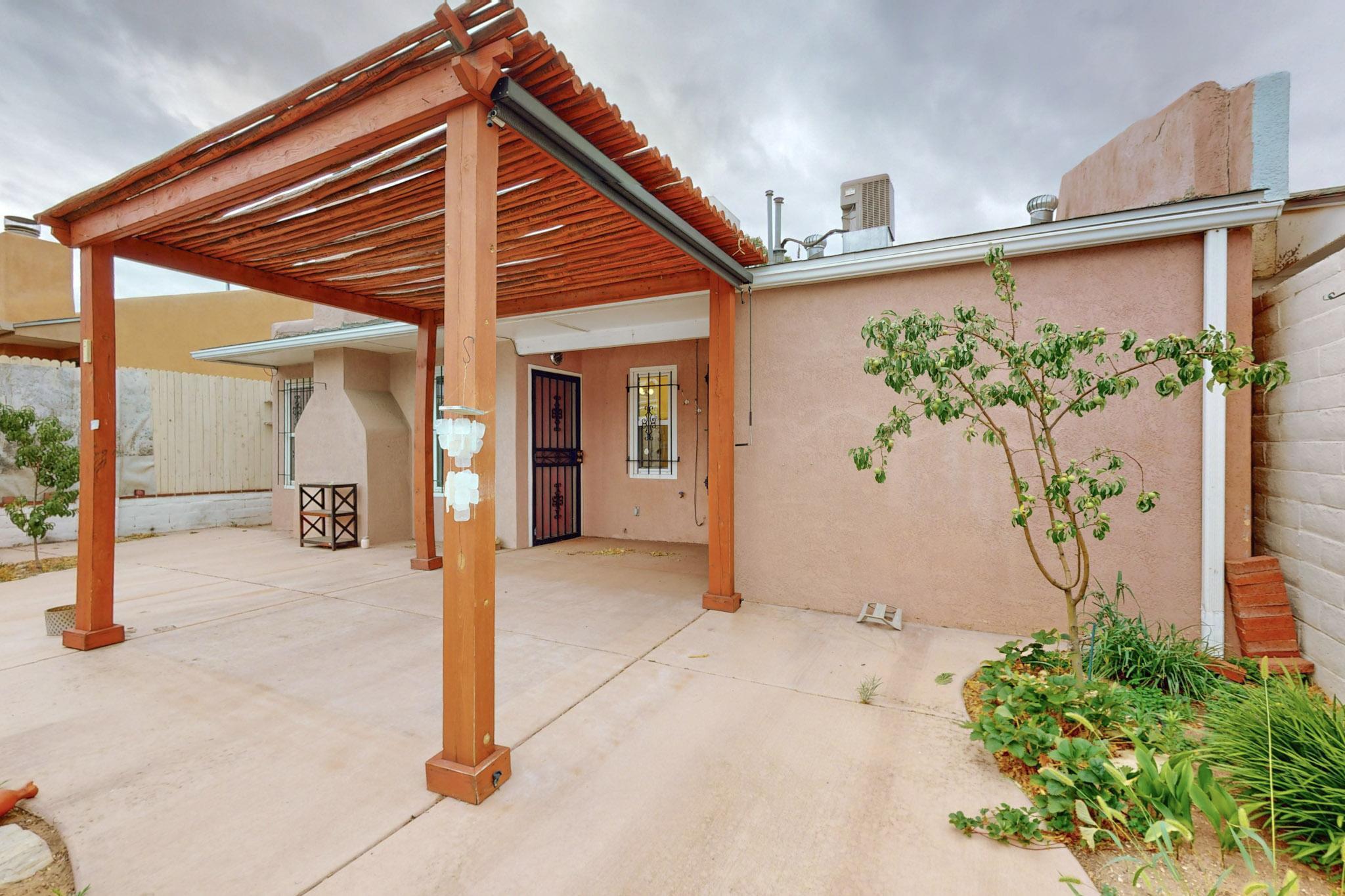 6041 Katson Avenue NE