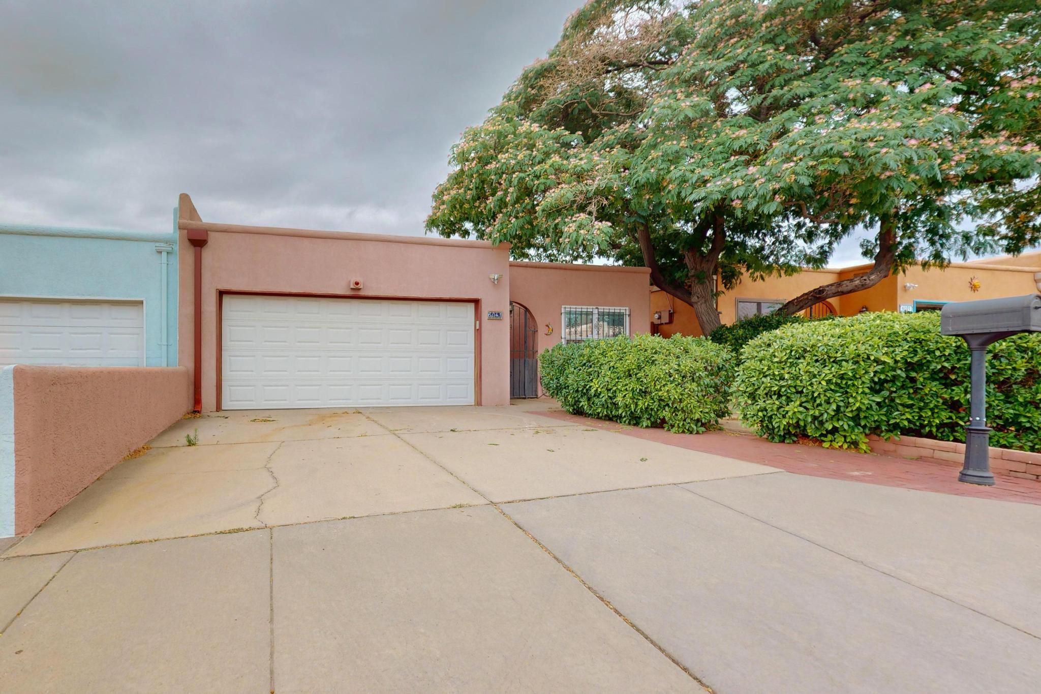 6041 Katson Avenue NE