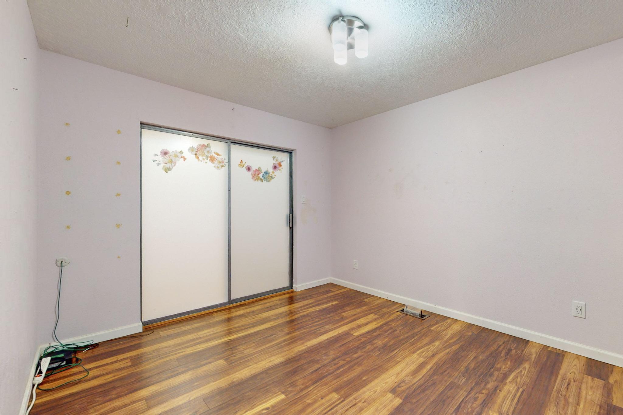 6041 Katson Avenue NE