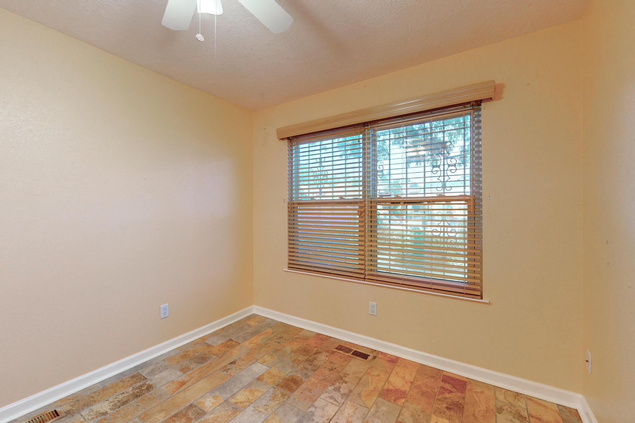 6041 Katson Avenue NE