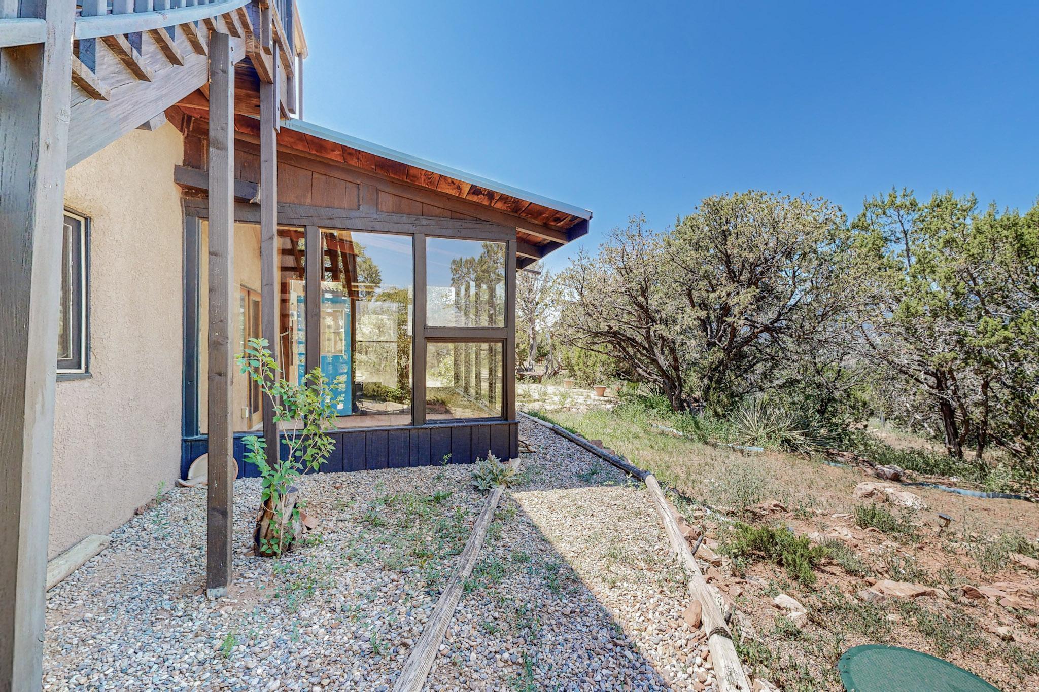 29 Lakeview Drive
