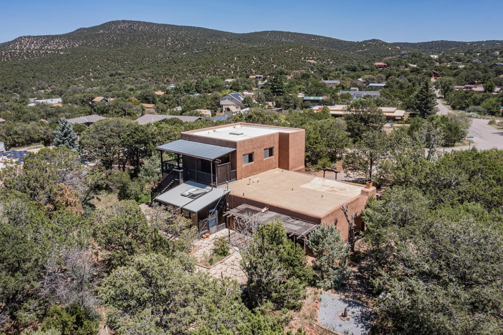 29 Lakeview Drive