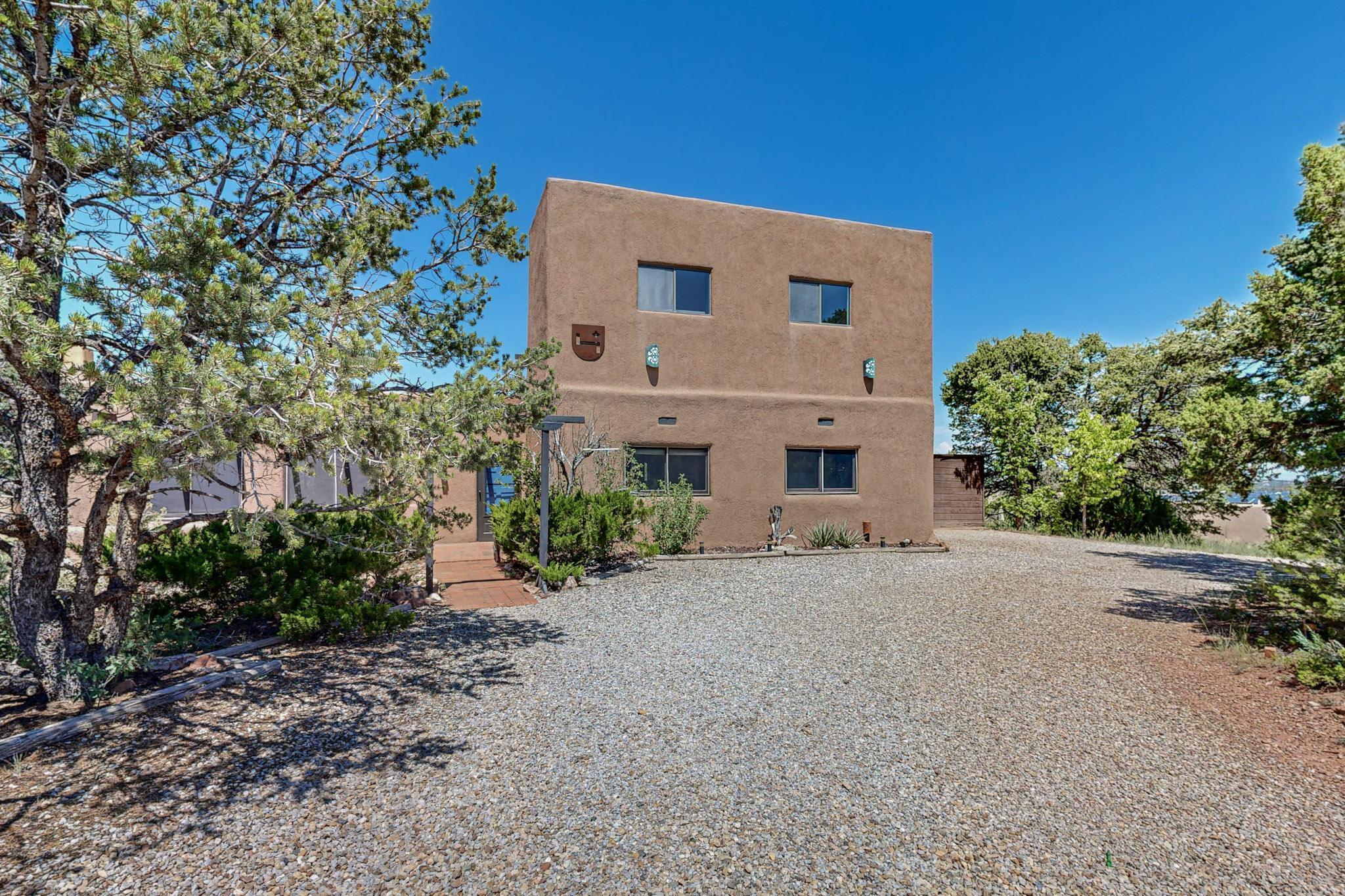29 Lakeview Drive