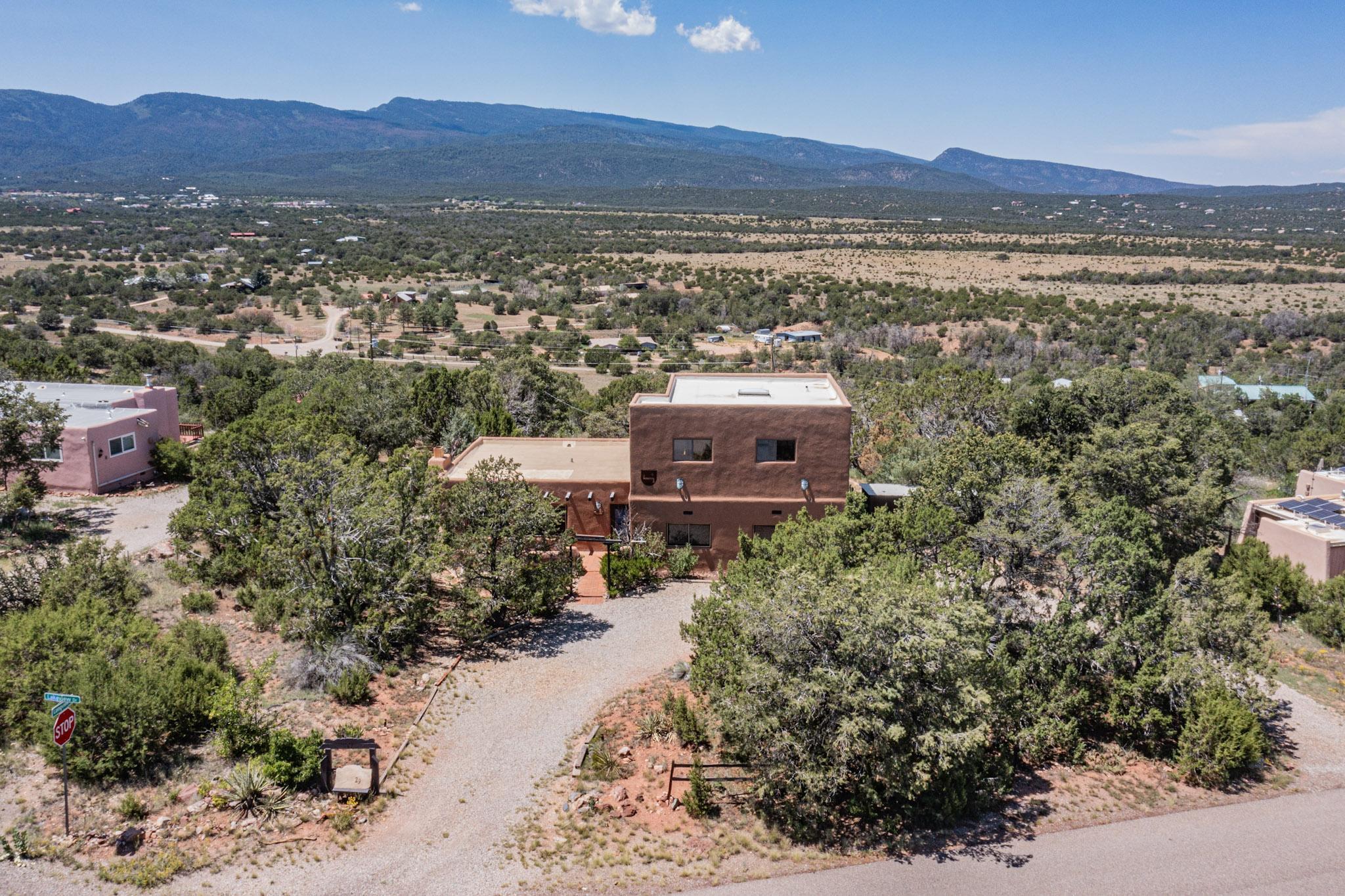 29 Lakeview Drive