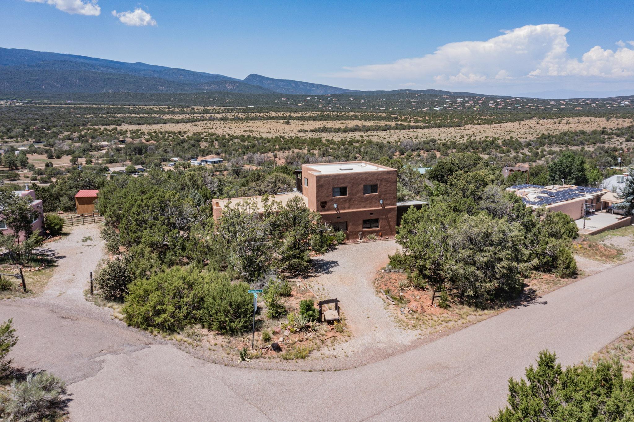 29 Lakeview Drive