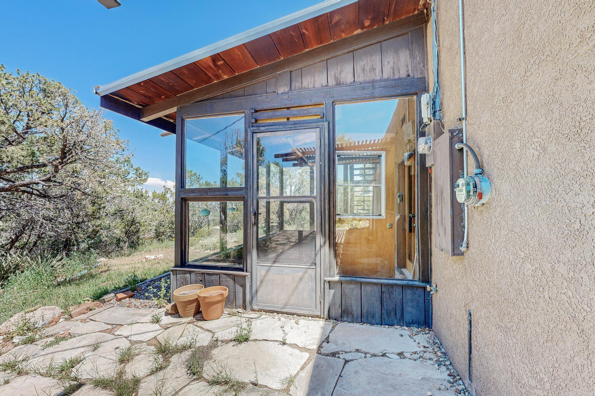 29 Lakeview Drive