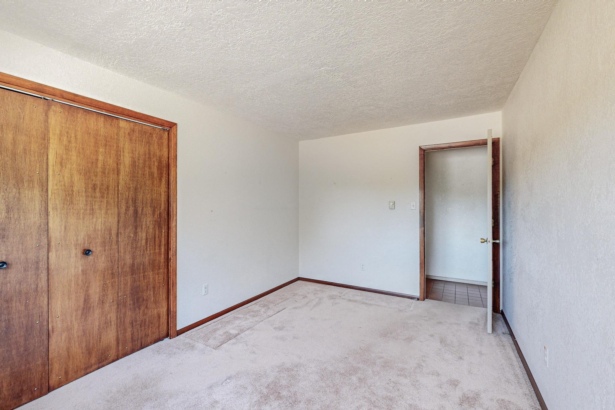 29 Lakeview Drive