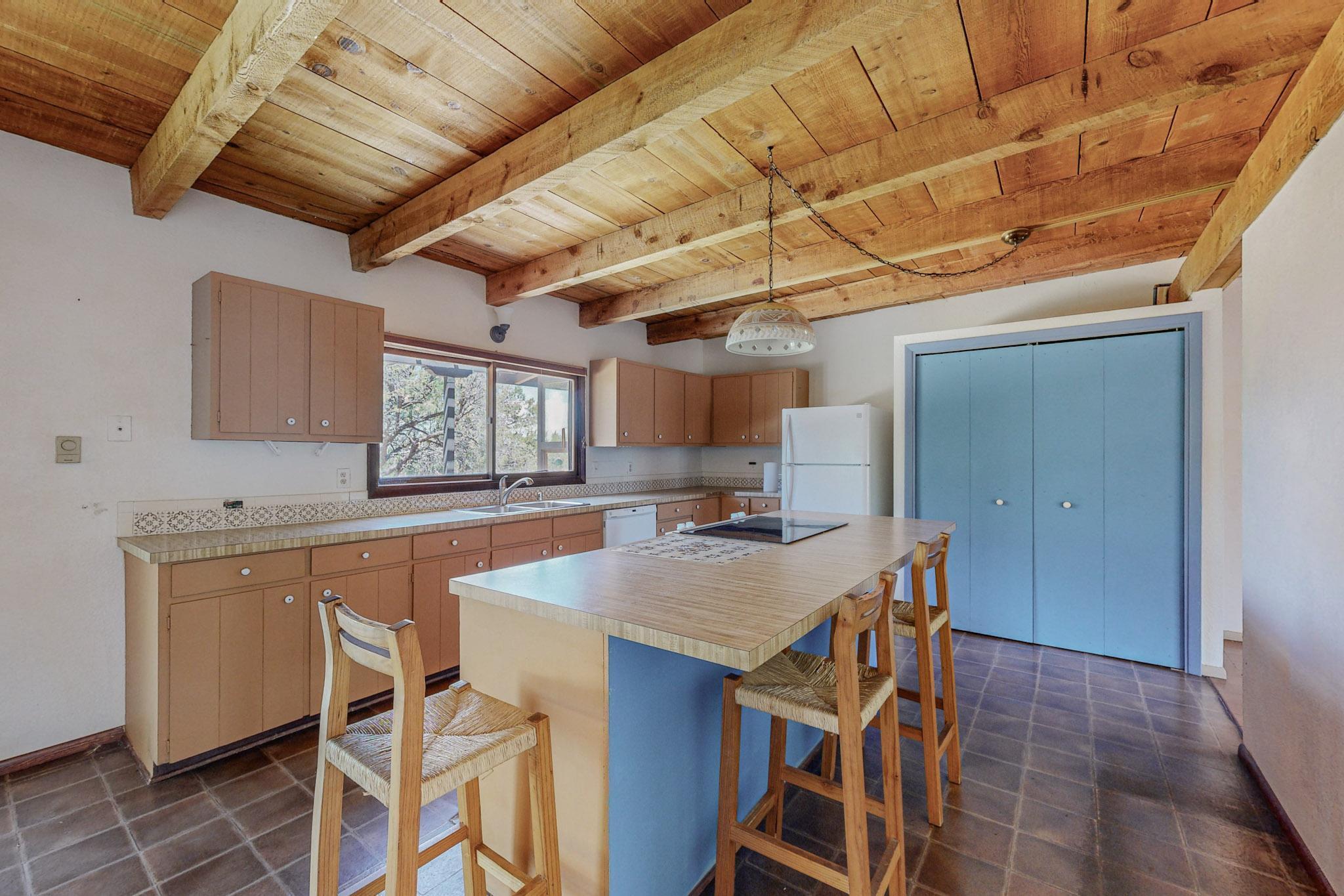 29 Lakeview Drive