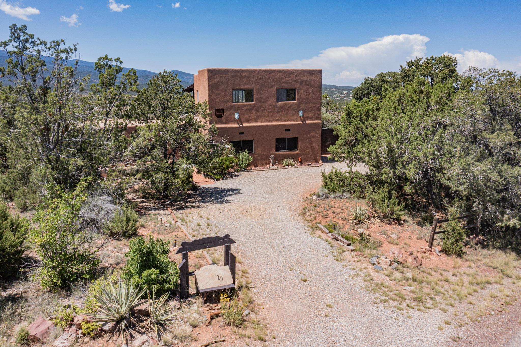 29 Lakeview Drive