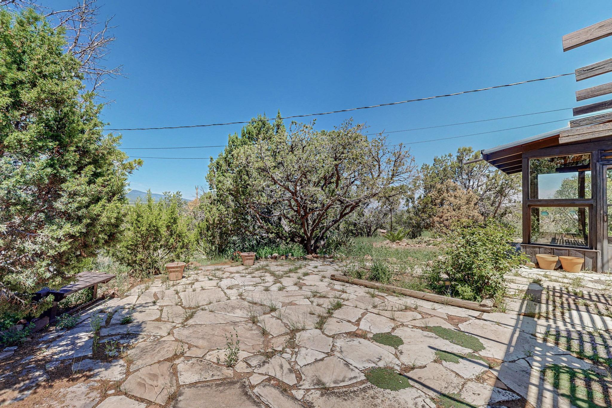 29 Lakeview Drive