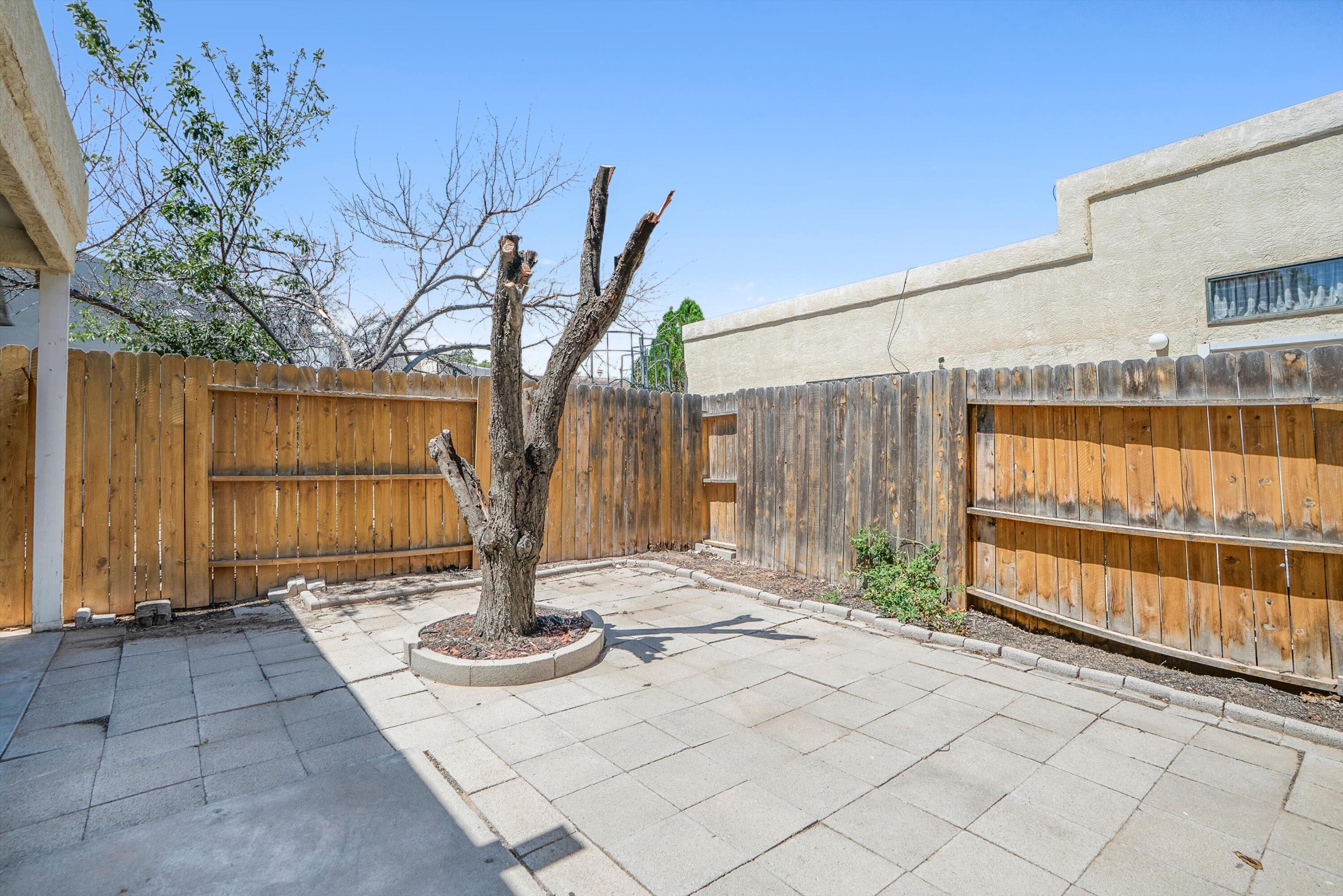 2723 El Tesoro Escondido NW