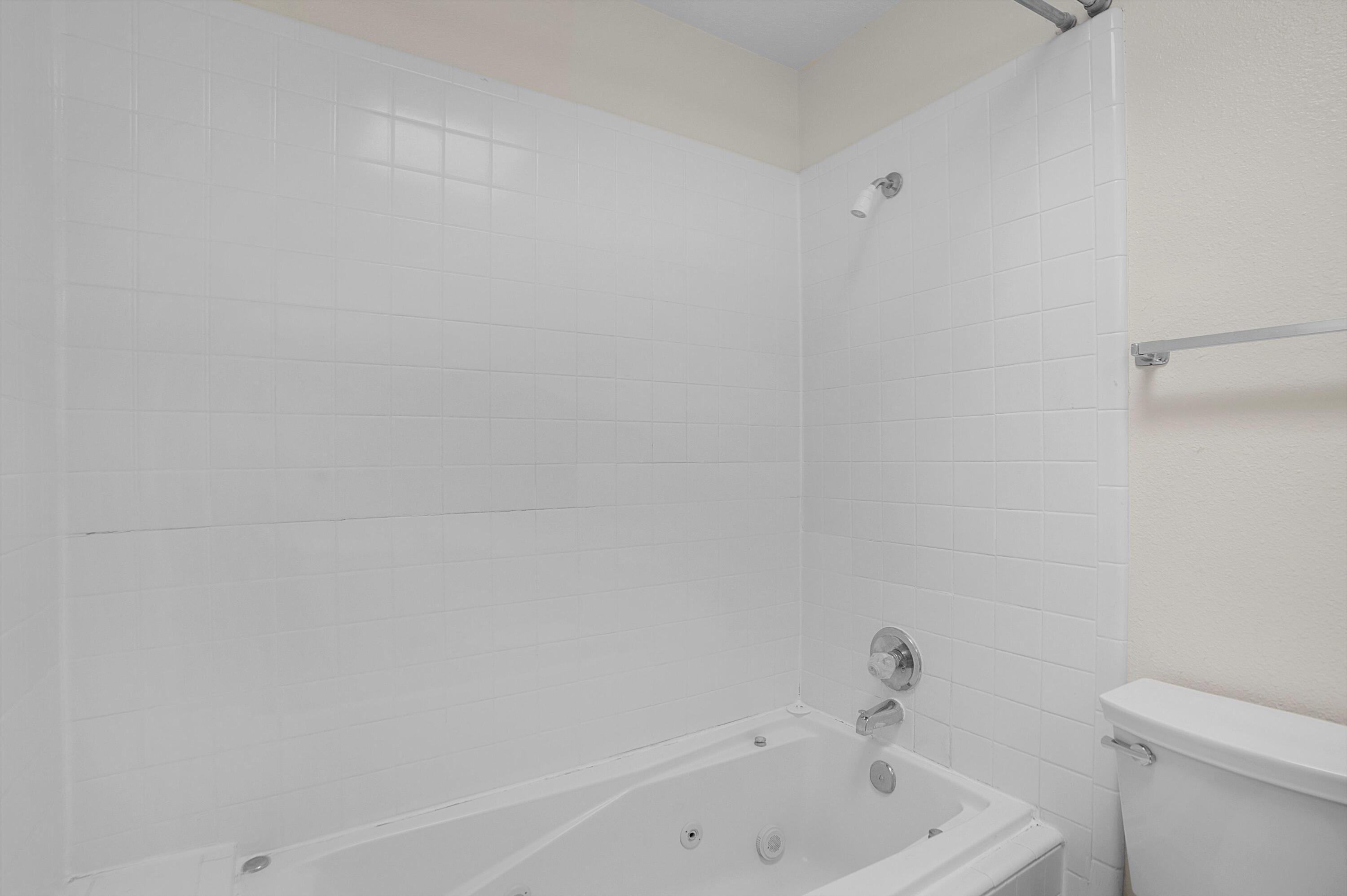 2723 El Tesoro Escondido NW