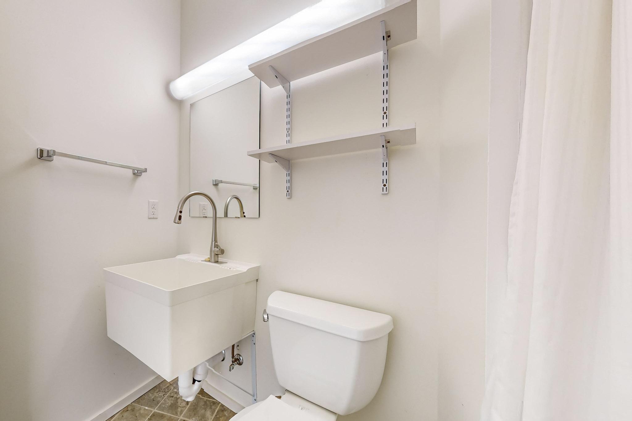 406 Camino De La Sierra NE