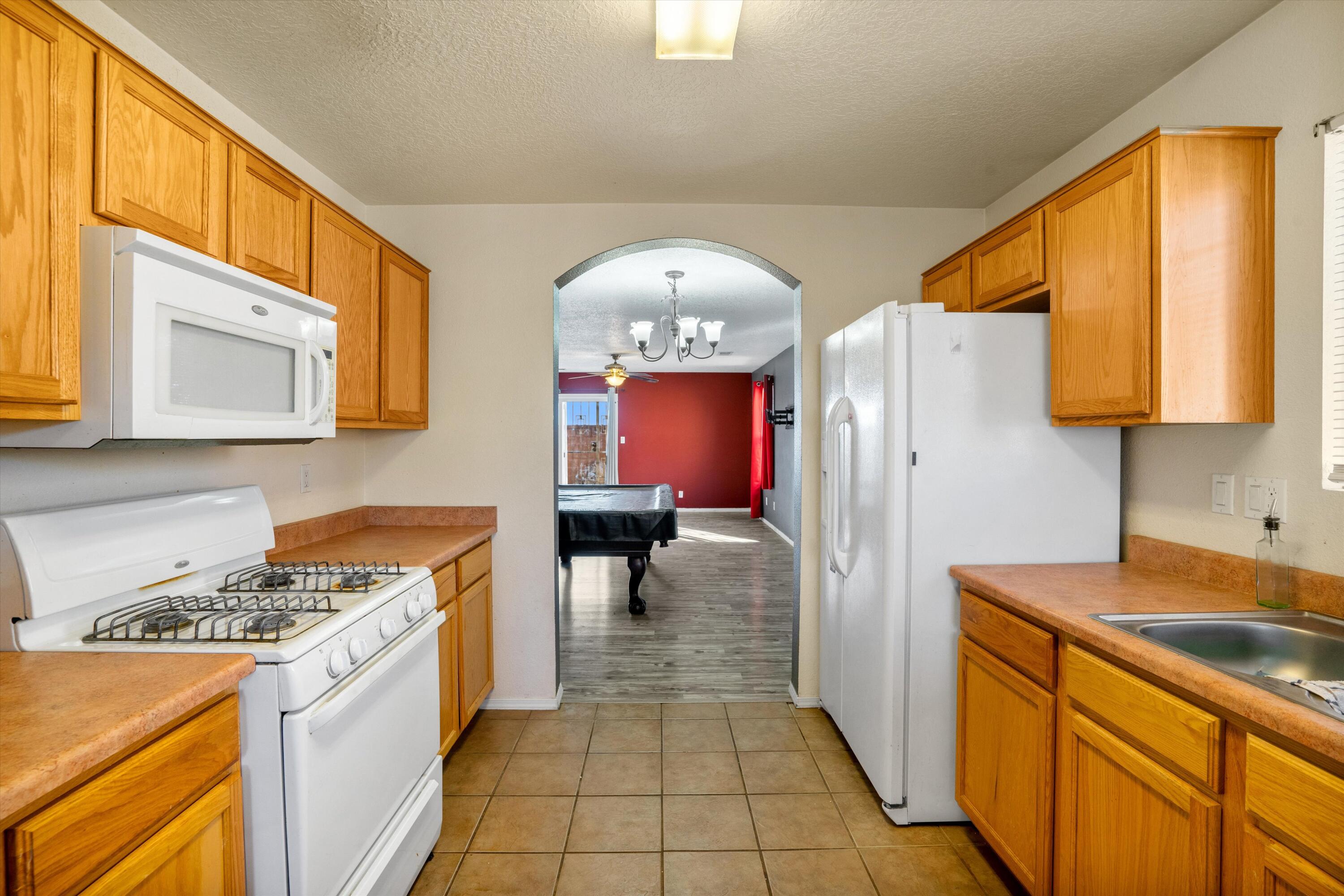 8432 LLANO VISTA Avenue SW