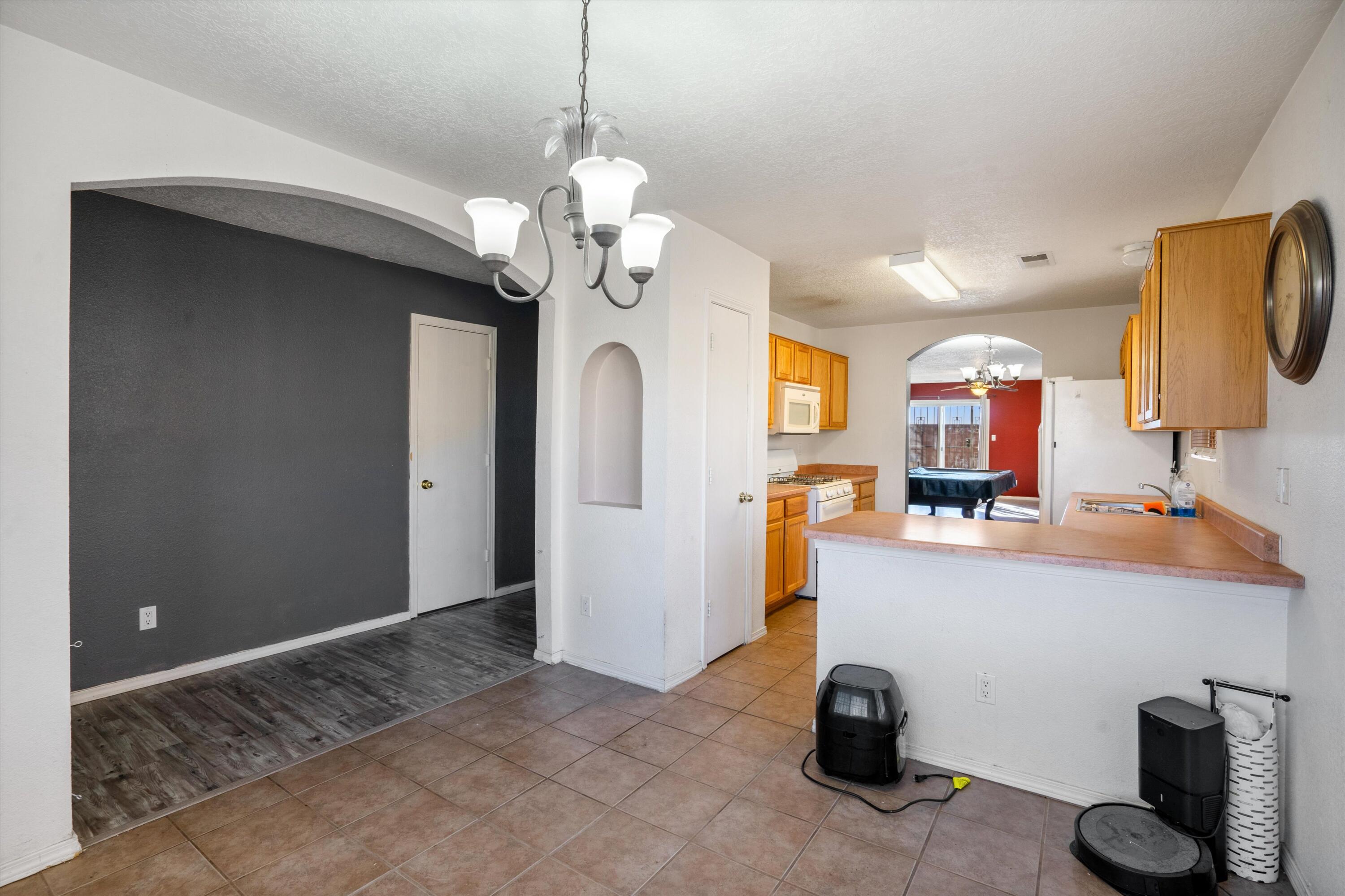 8432 LLANO VISTA Avenue SW